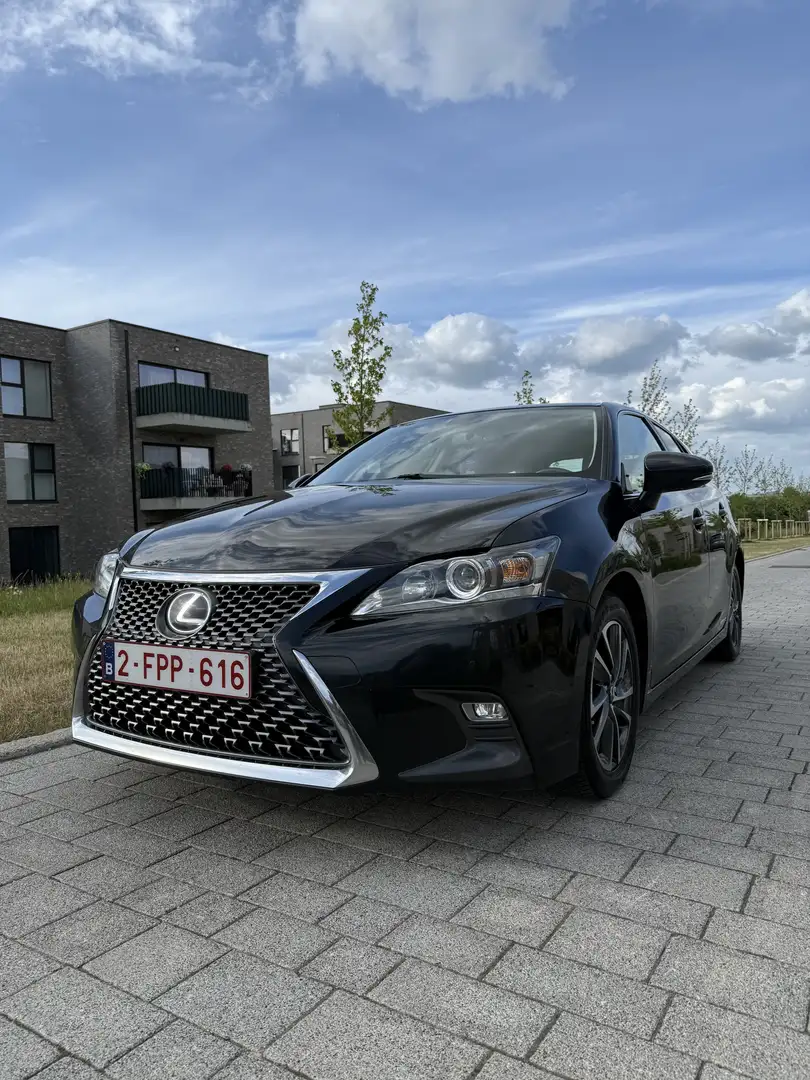 Lexus CT 200h - 1