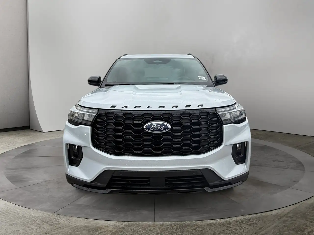 Ford Explorer photo Ford Explorer