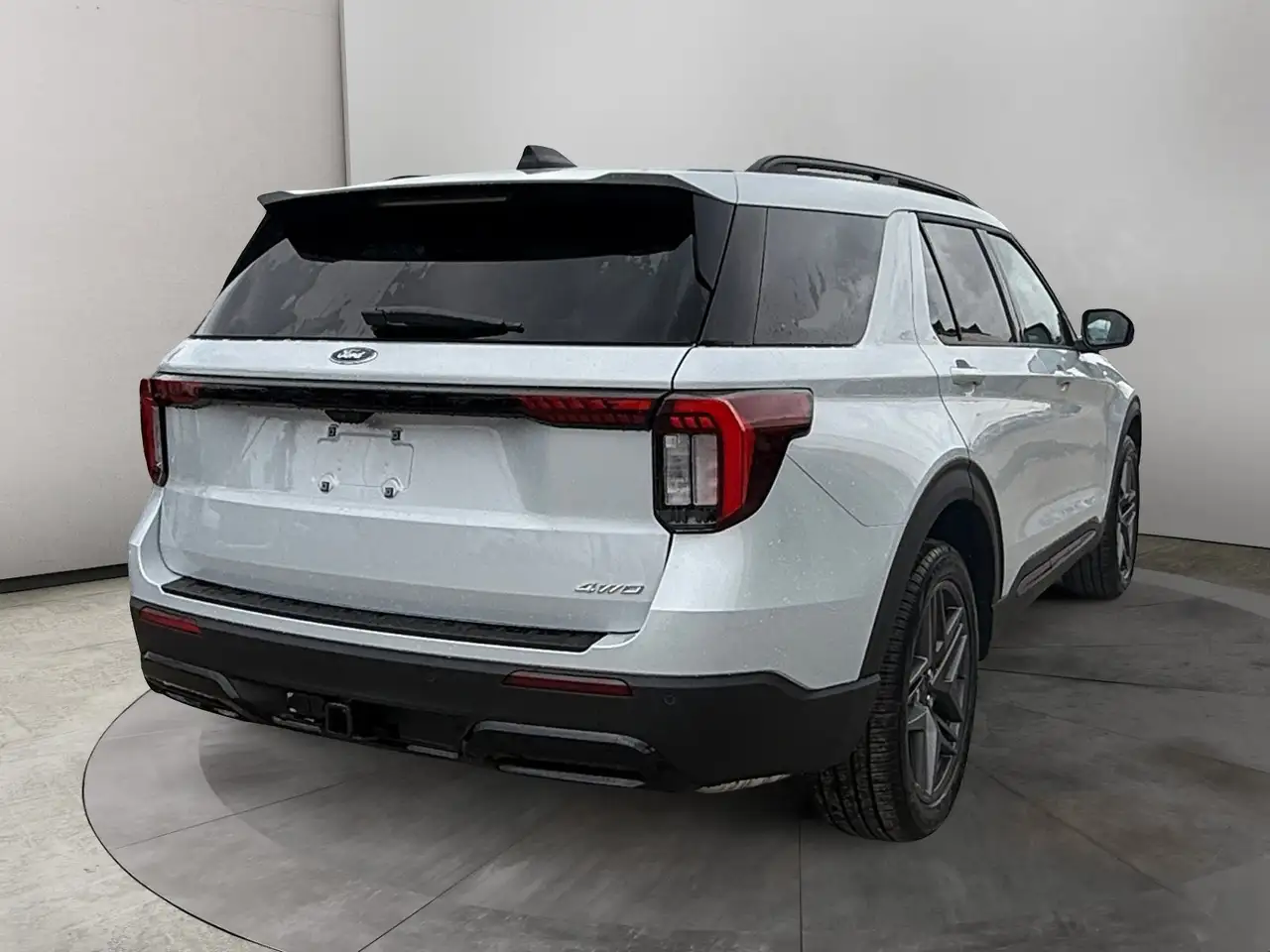 Ford Explorer photo Ford Explorer