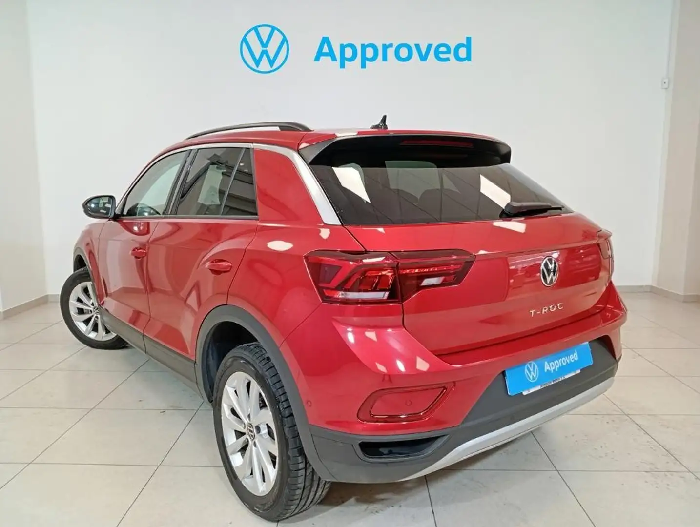 Volkswagen T-Roc 1.0 TSI Life 81kW Rojo - 2