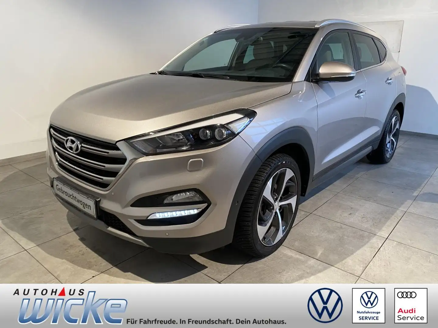 Hyundai TUCSON 1.6 Premium 4WD KLIMA RÜCKFAHRKAMERA LM FEL Beige - 1