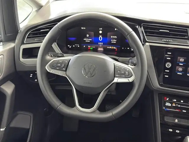 Volkswagen Touran view 8