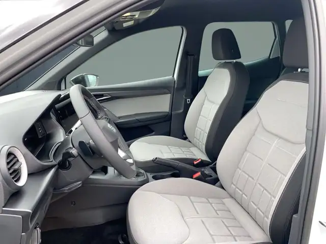 Seat Arona view 10