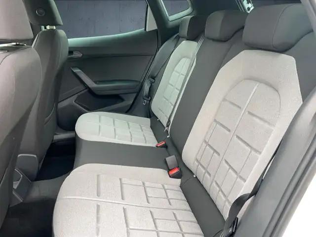 Seat Arona view 13