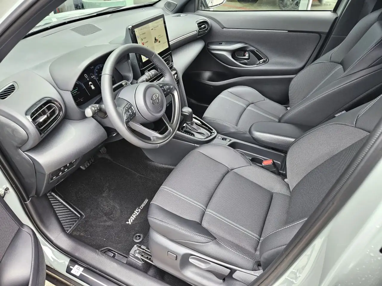 Toyota Yaris Cross Hybrid 130 1.5 VVT-i Style Plus 5