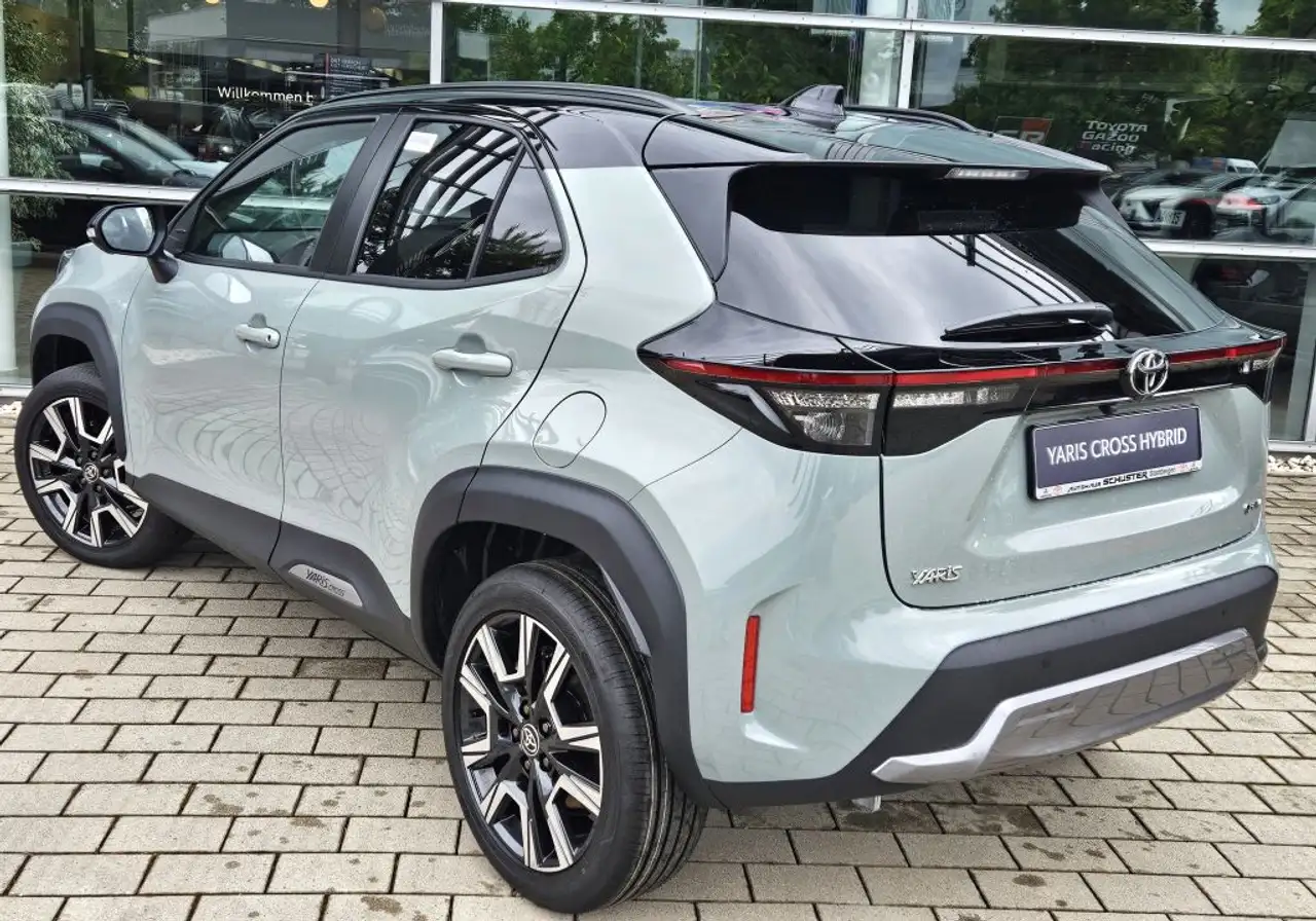 Toyota Yaris Cross Hybrid 130 1.5 VVT-i Style Plus 3