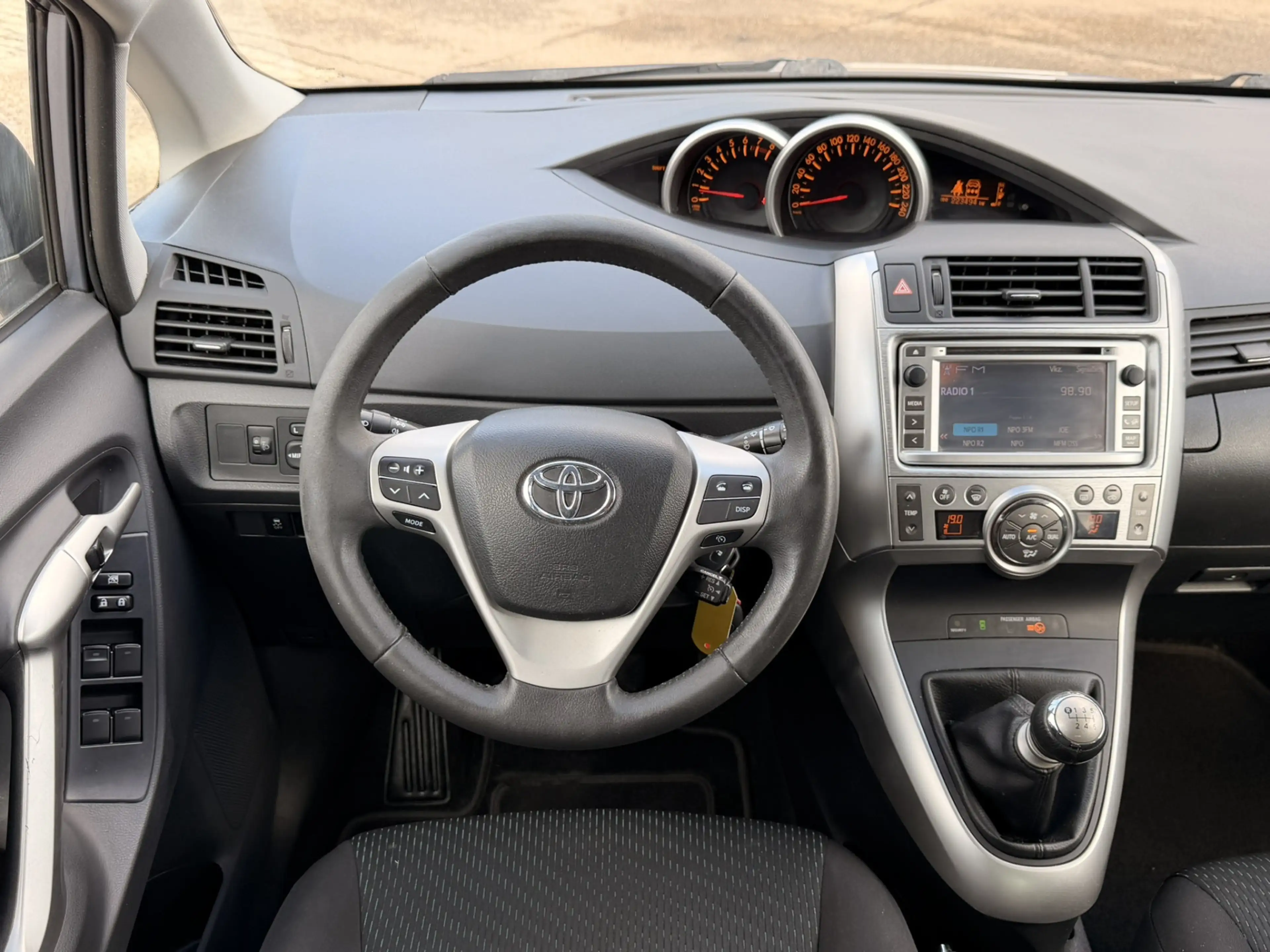 Toyota Verso 1.6 VVT-i 132 PK Aspiration, 6-BAK, AIRCO(CLIMA), — photo 5