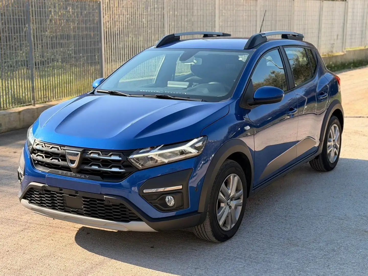 Dacia Sandero 1.0 100CV GPL Stepway -TUA SENZA VINCOLI Bleu - 1