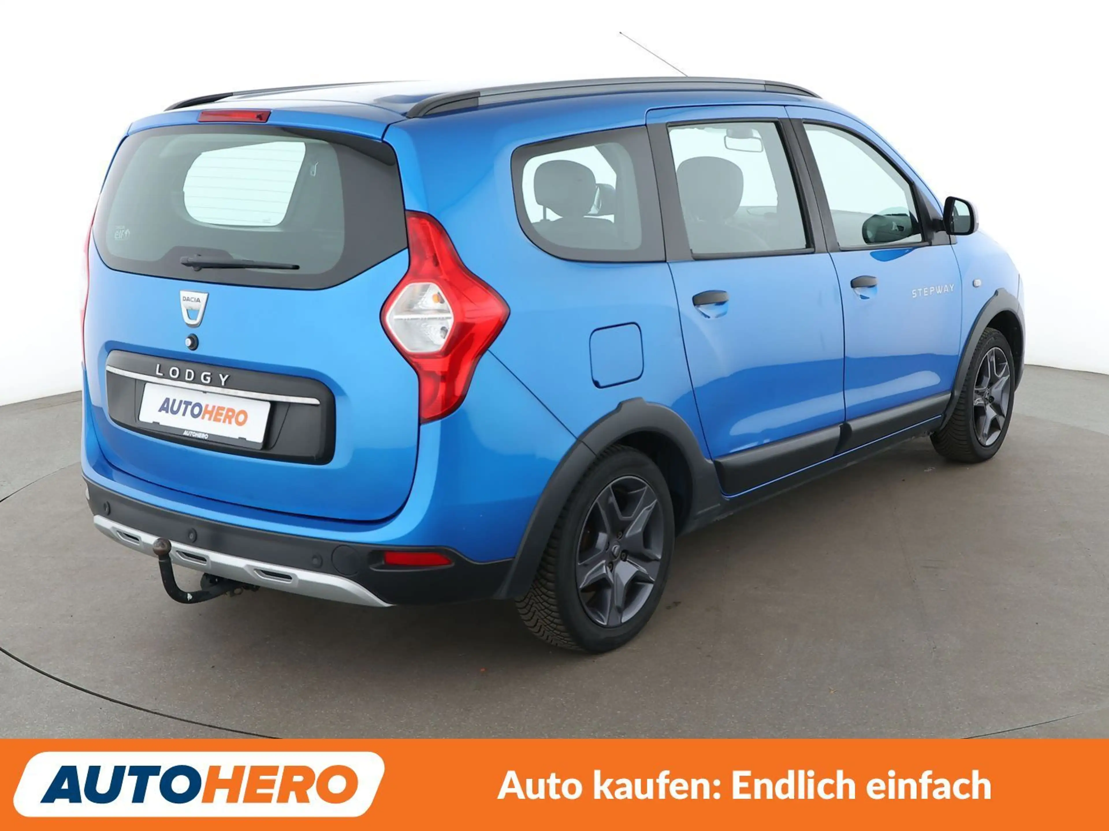 Dacia Lodgy 1.2 TCe Stepway Celebration *NAVI*TEMPO*PDC*KLIMA* — photo 6