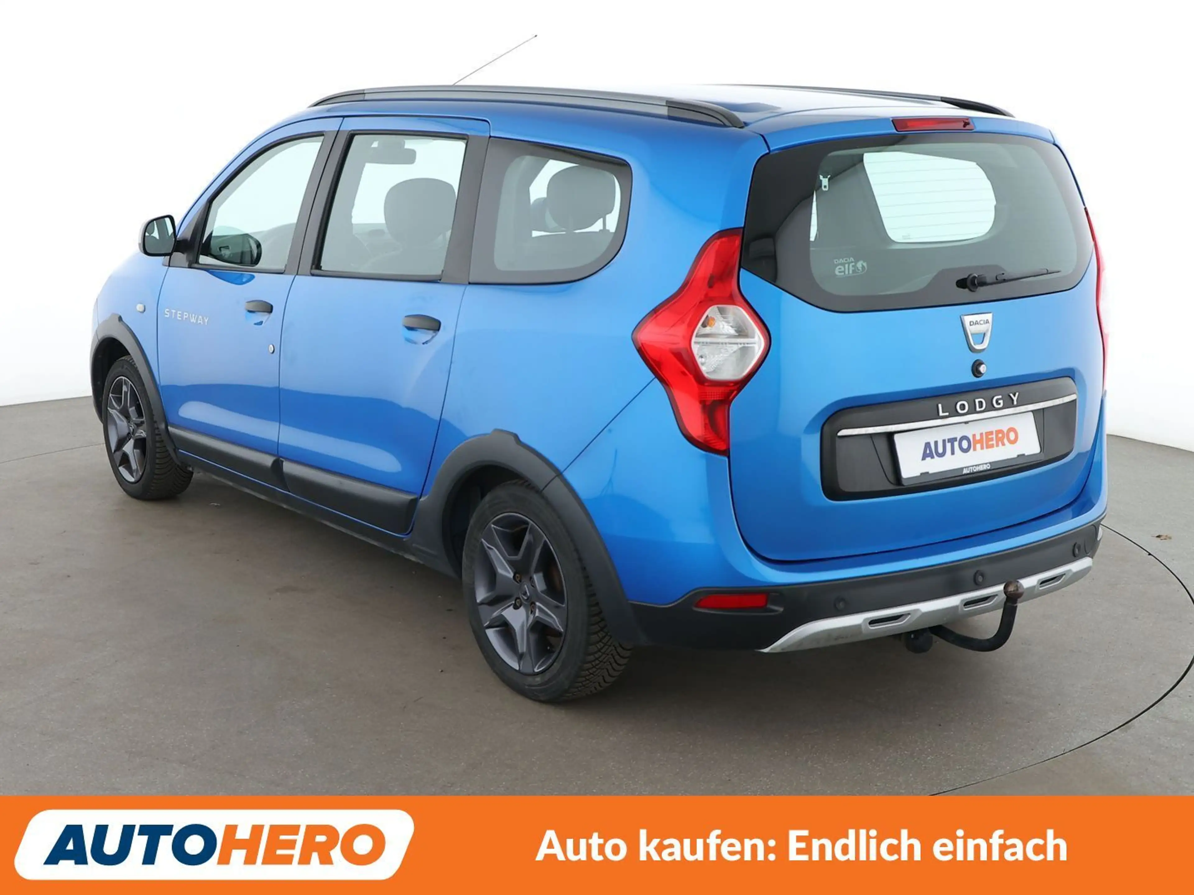 Dacia Lodgy 1.2 TCe Stepway Celebration *NAVI*TEMPO*PDC*KLIMA* — photo 4