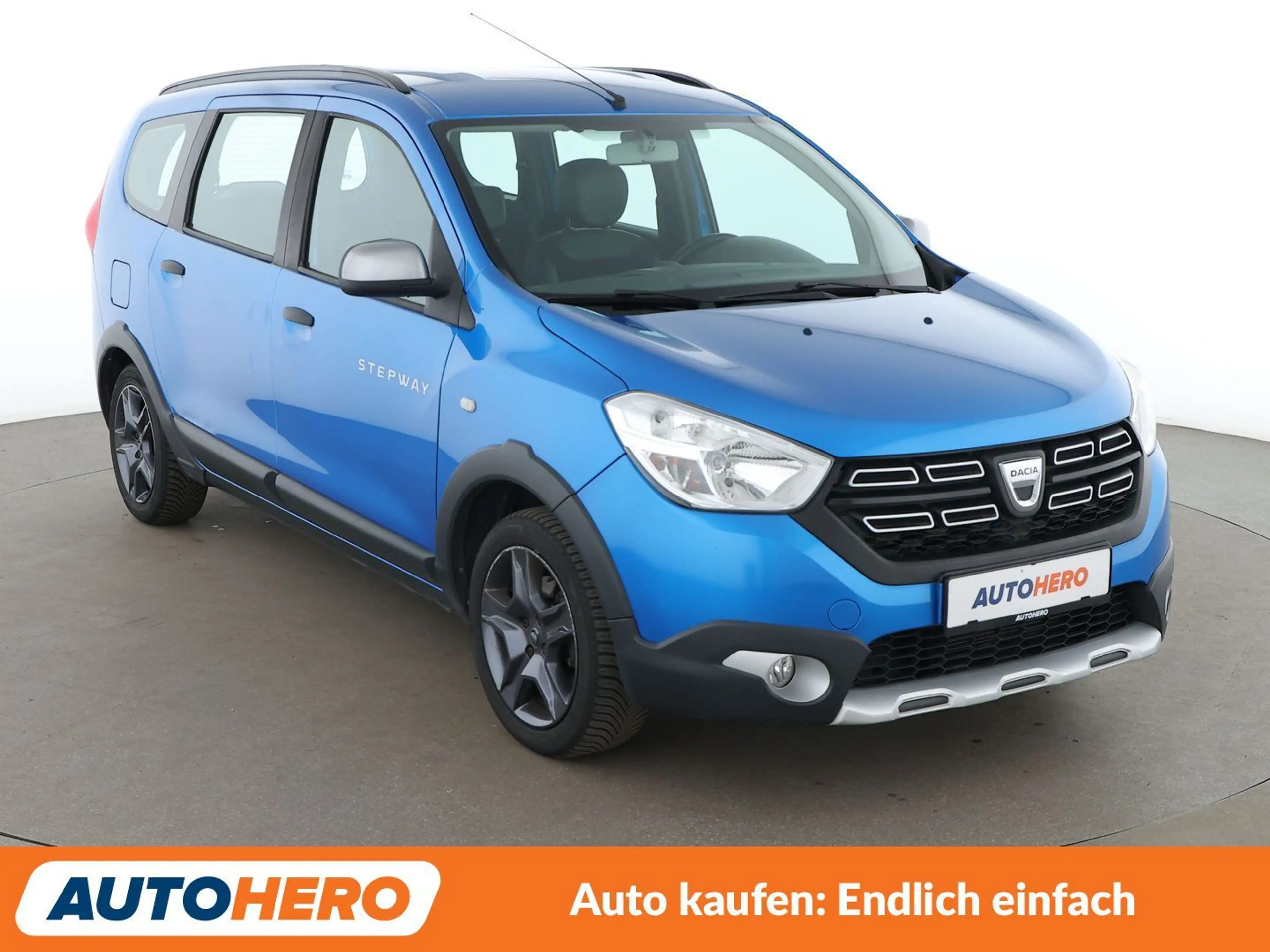 Dacia Lodgy 1.2 TCe Stepway Celebration *NAVI*TEMPO*PDC*KLIMA* — photo 8