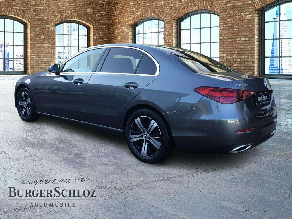 Mercedes-Benz C 220