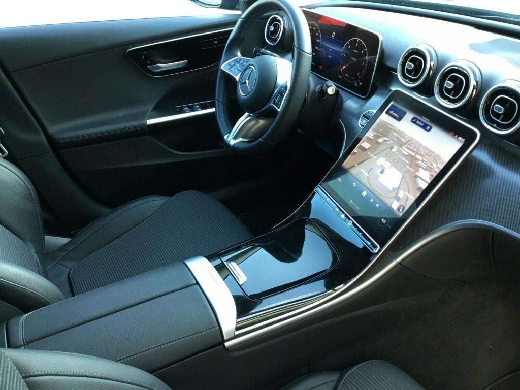 Mercedes-Benz C 220