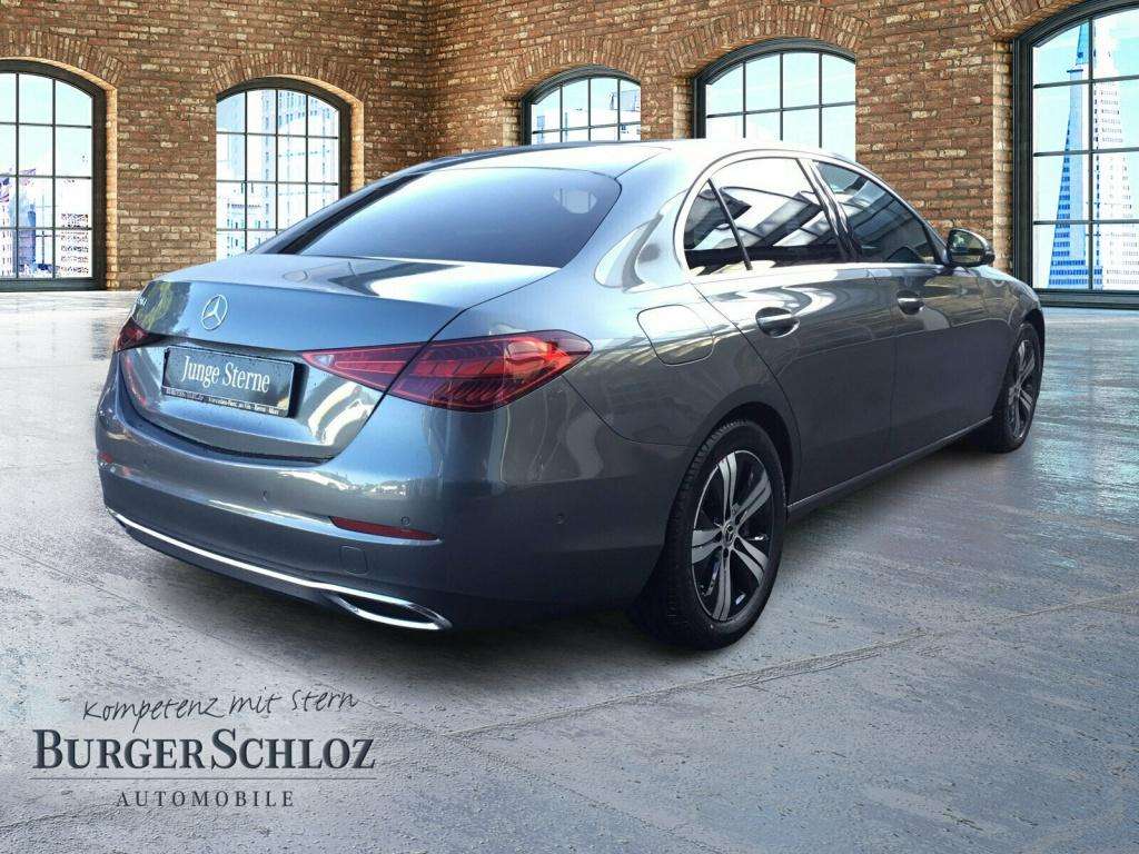 Mercedes-Benz C 220