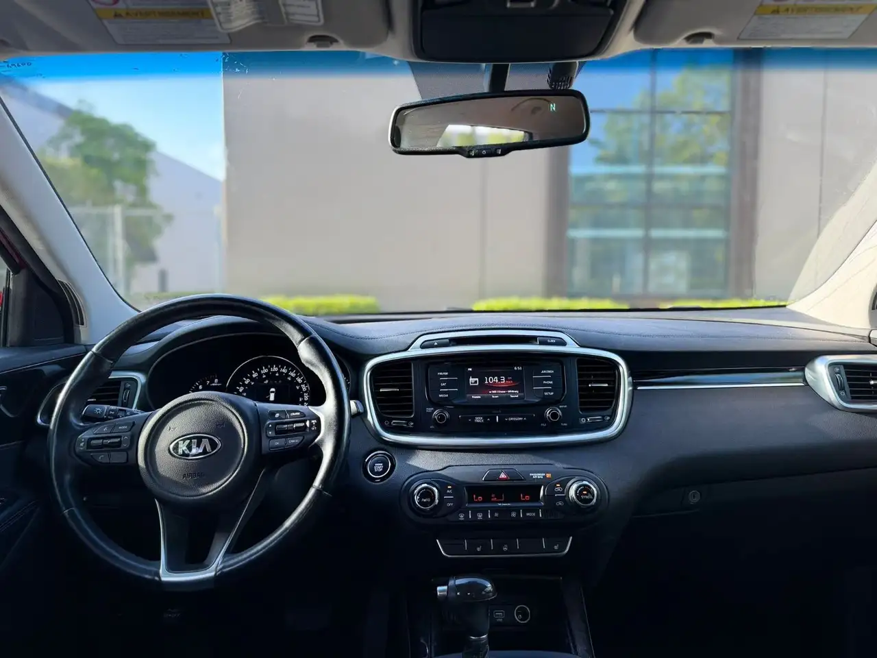 Kia Sorento photo Kia Sorento