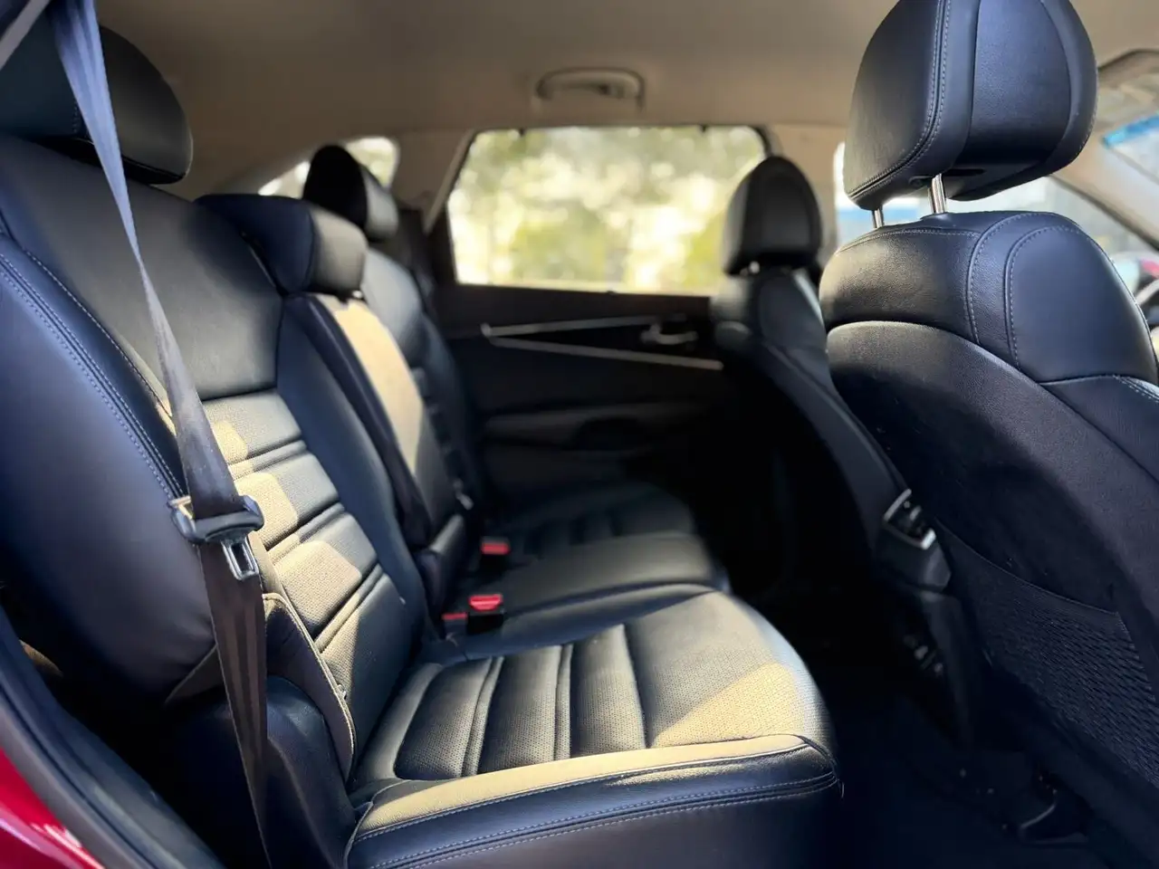 Kia Sorento photo Kia Sorento