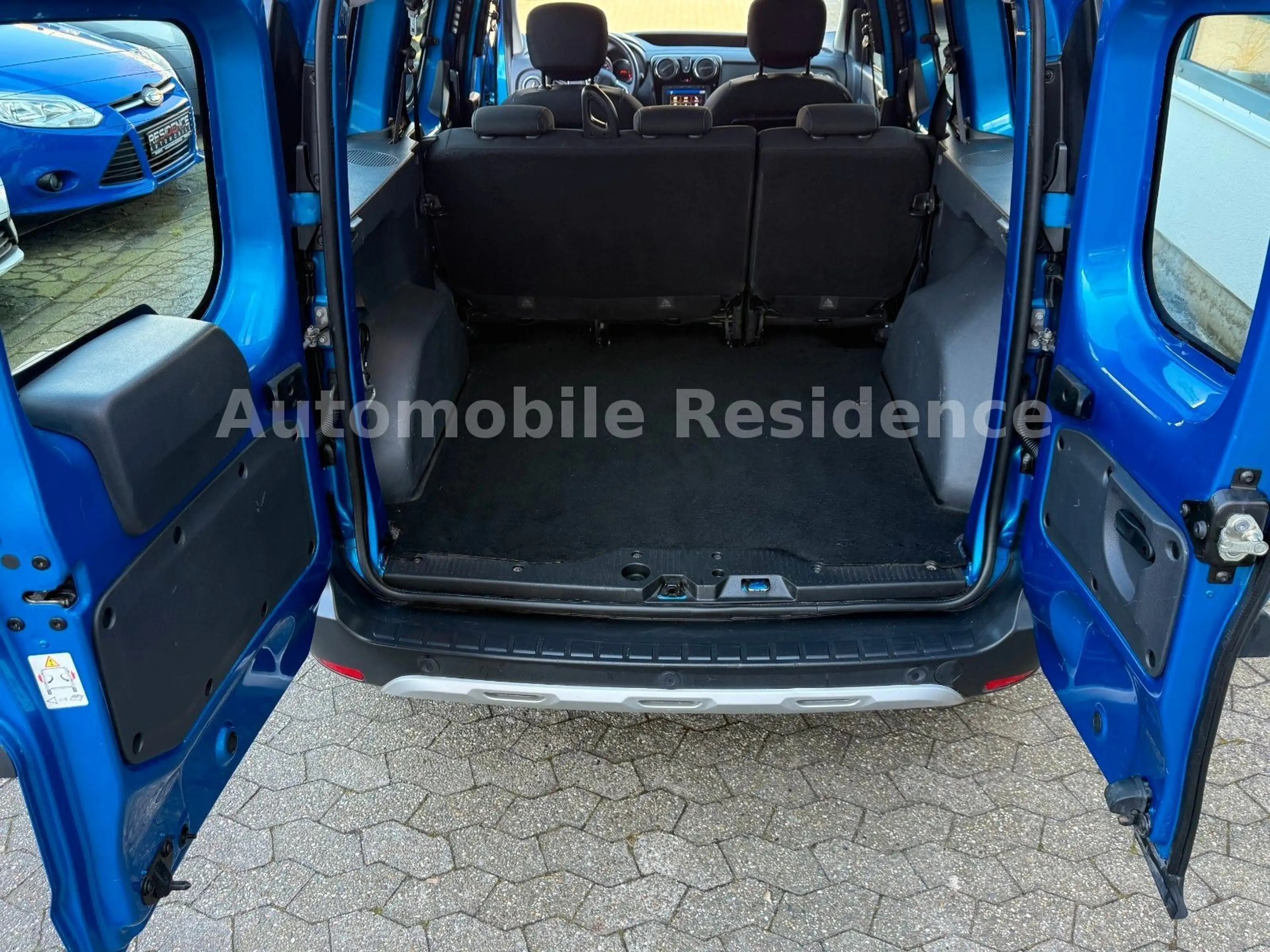 Dacia Dokker Stepway Pro 1.3 TCe*NAVI*SHZ*PDC*TEMP*1HD — photo 11