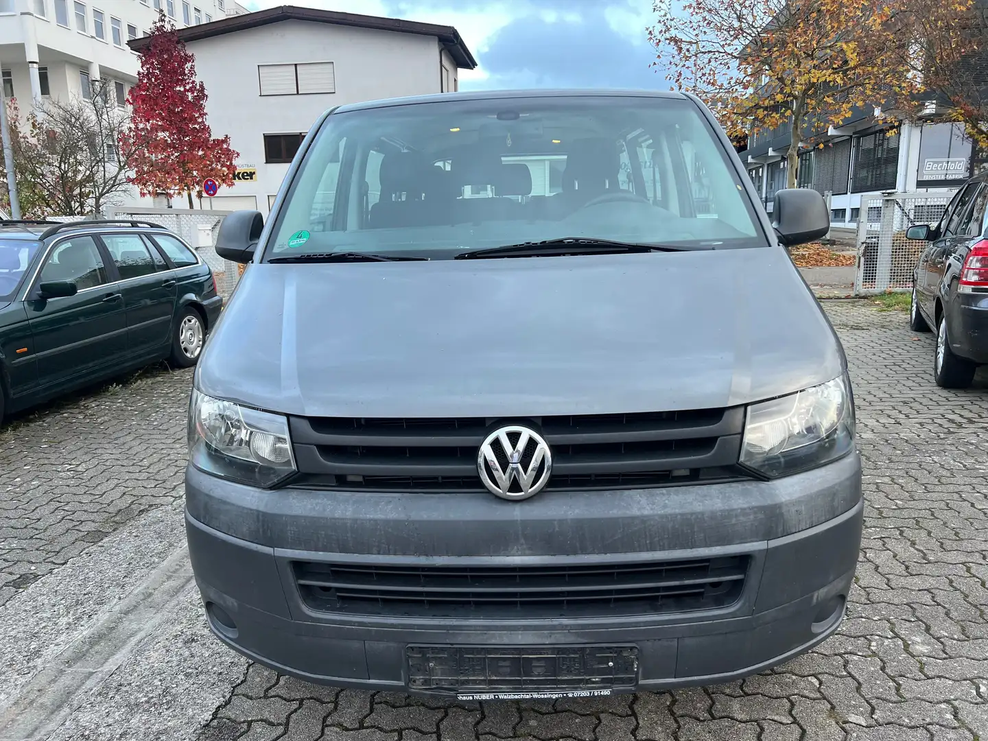 Volkswagen T5 Transporter Kombi Grau - 1