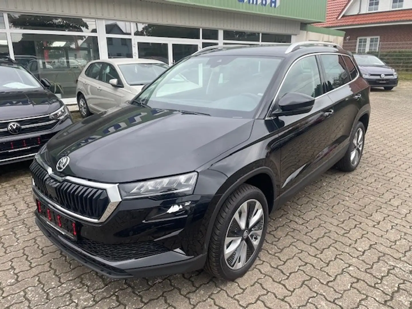 Skoda Karoq 1.5 TSI DSG+AHK+RFK+ACC+Navi+el.Heckkl.++ Nero - 2