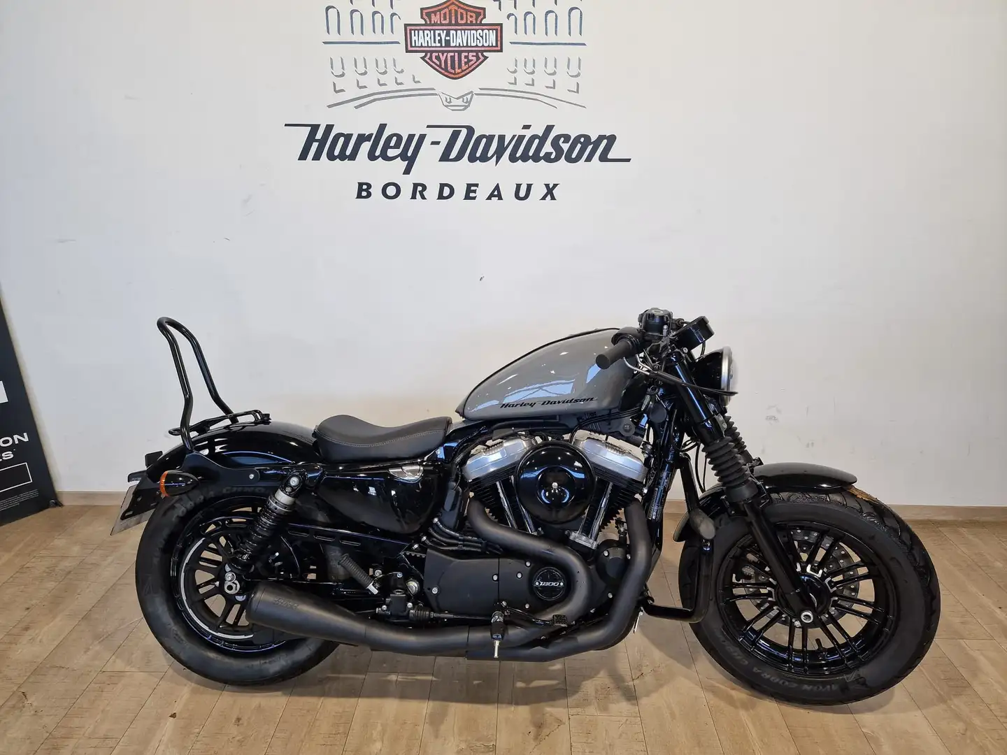 Harley-Davidson Sportster Forty Eight Gris - 1