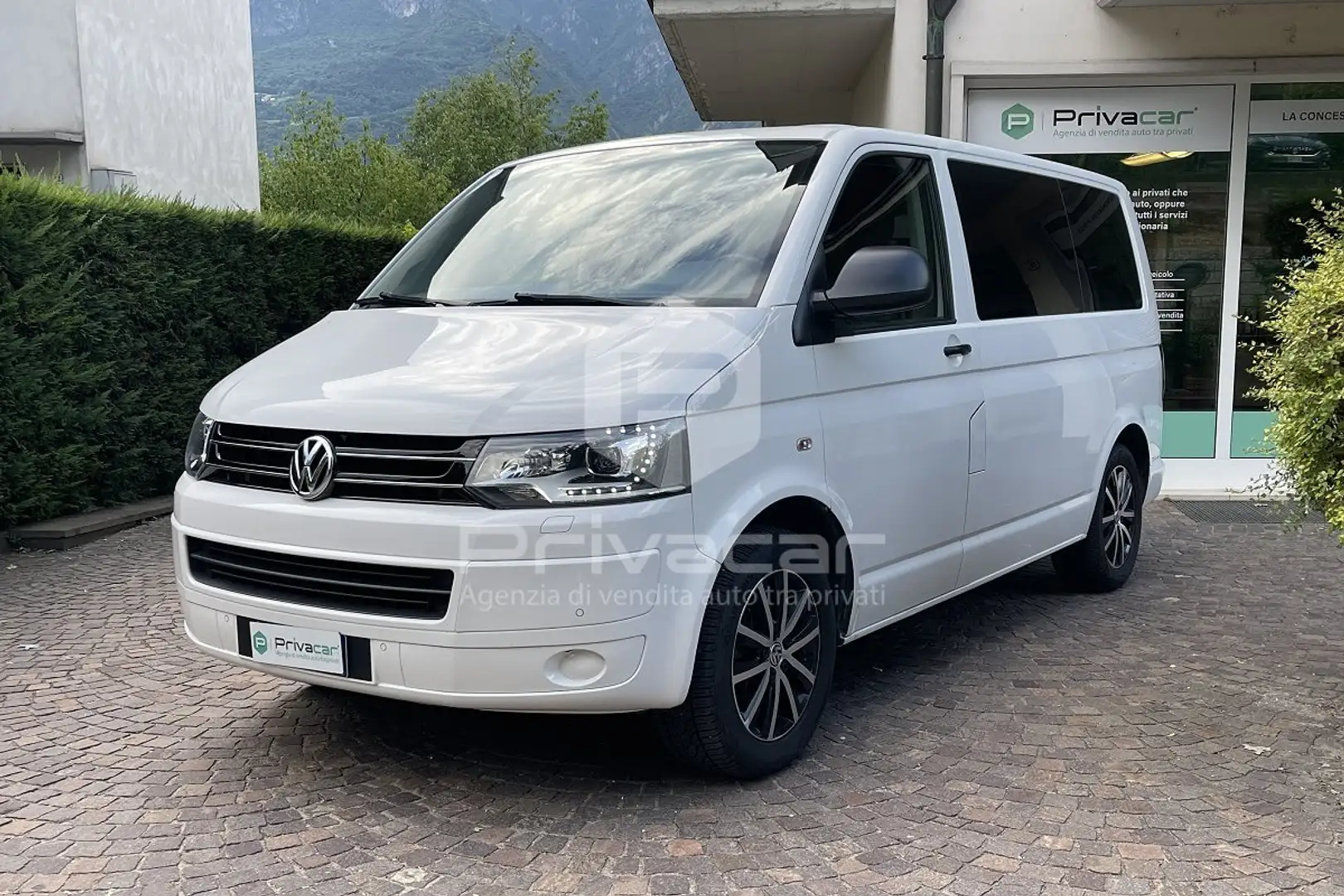 Volkswagen T5 Multivan Multivan 2.0 TDI 140CV DSG Startline Wit - 1