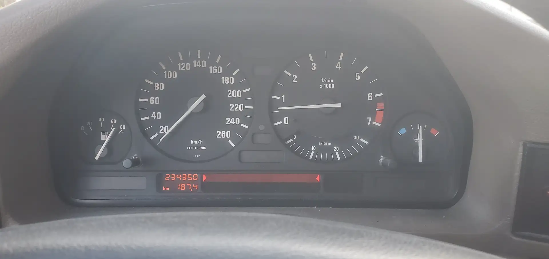 BMW 525 525ix touring Blauw - 2