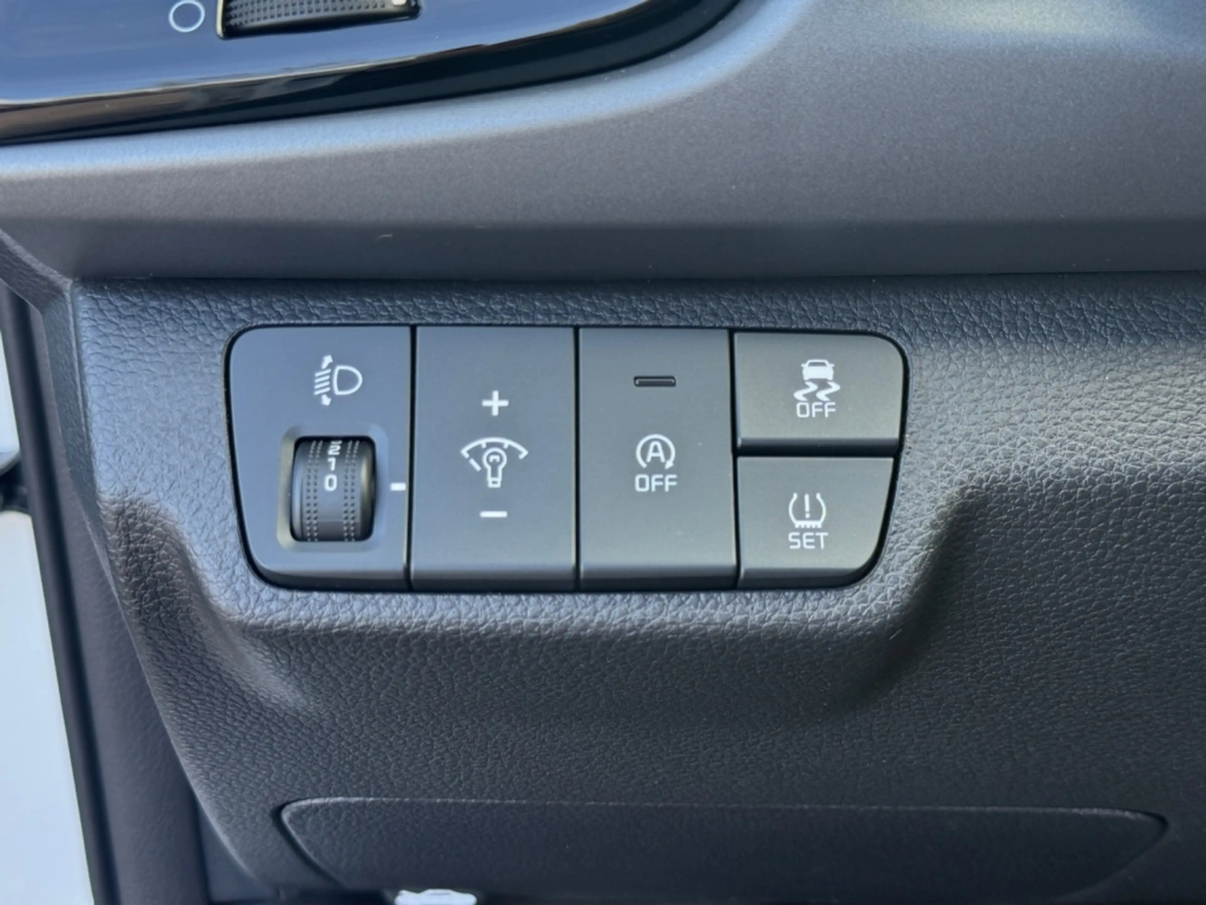 Kia Rio 1.0 T-GDi MHEV Dynamic plusline — photo 17