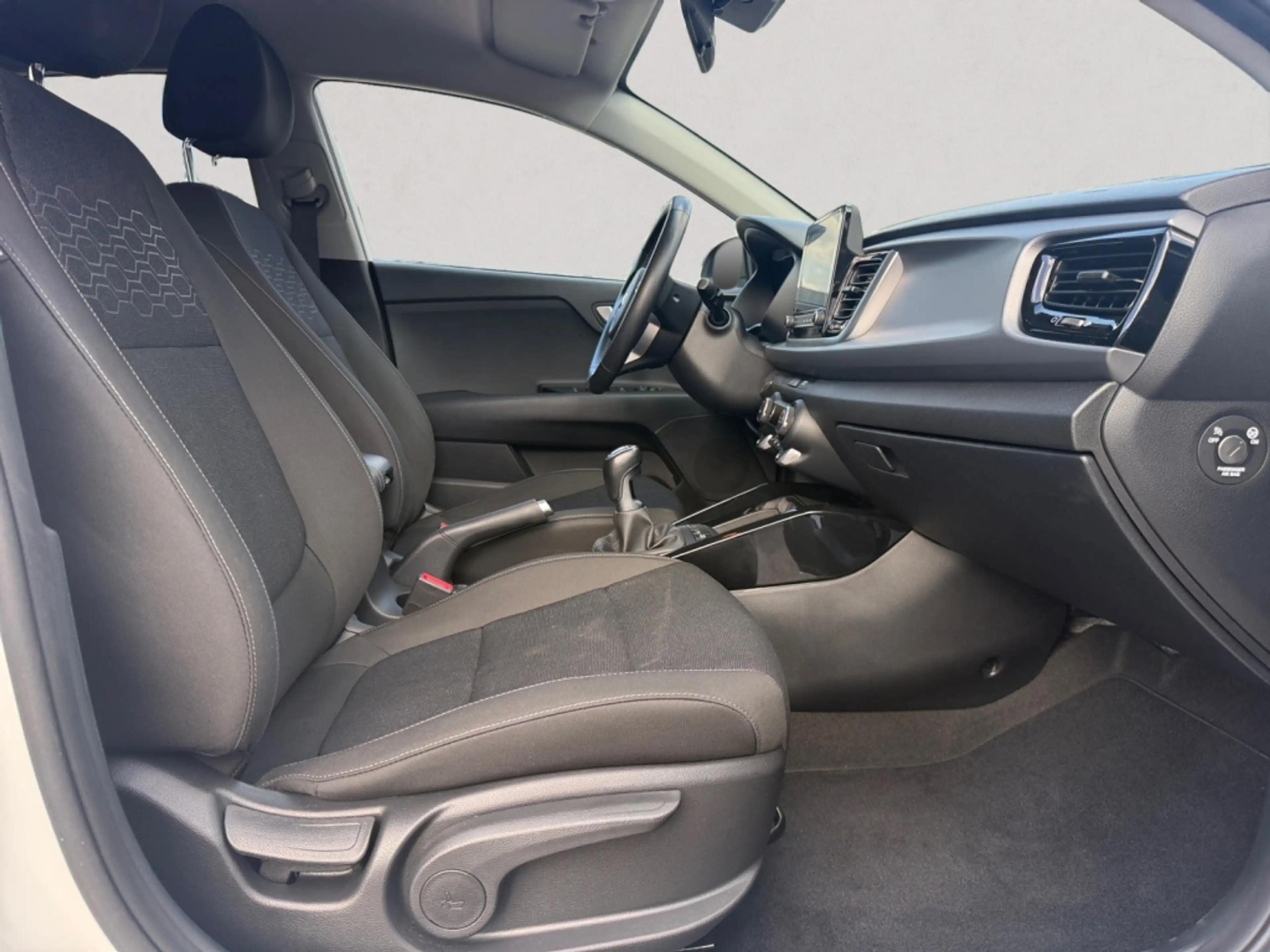 Kia Rio 1.0 T-GDi MHEV Dynamic plusline — photo 14