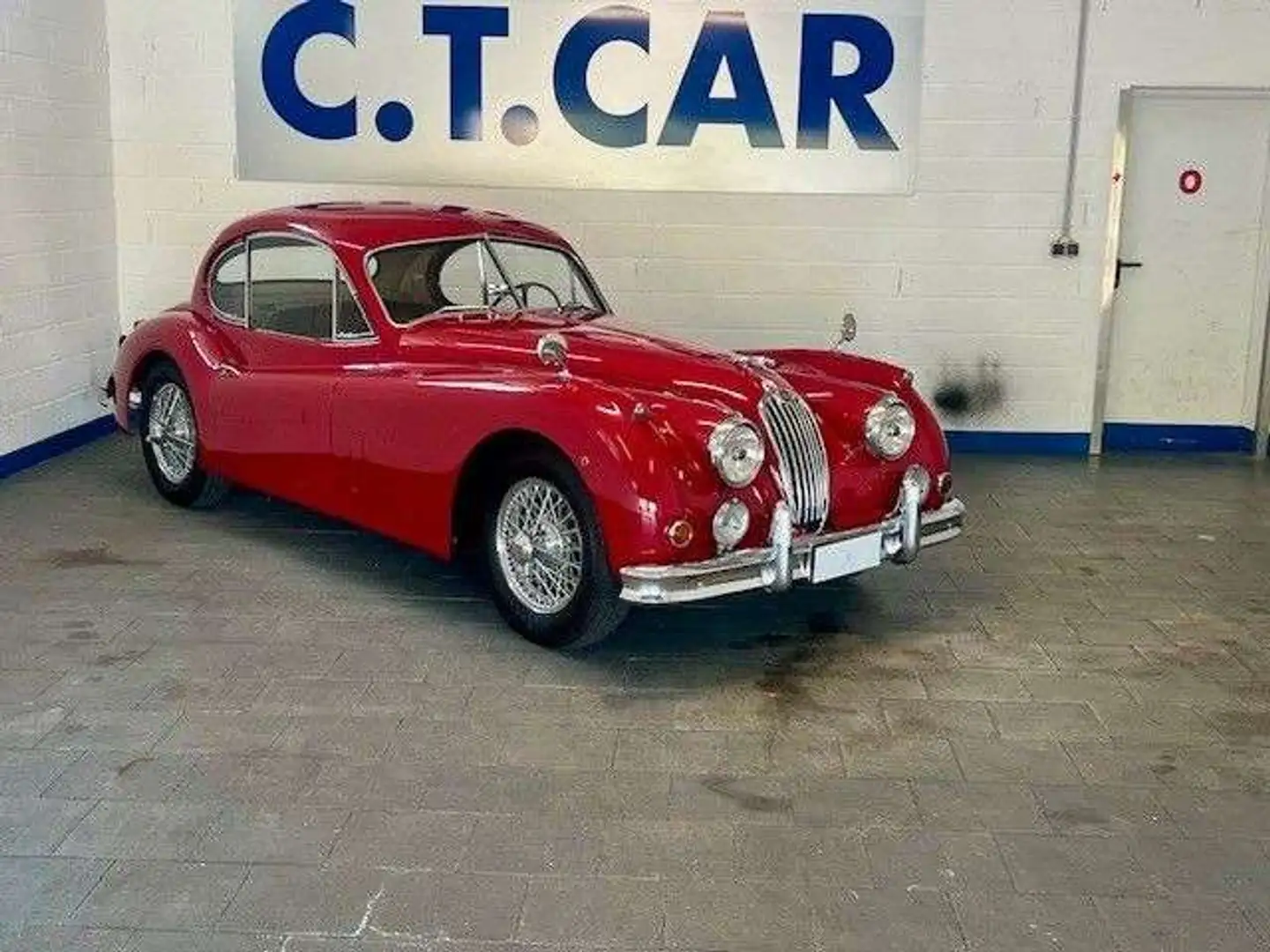 Jaguar XK 140 coupe Rouge - 1