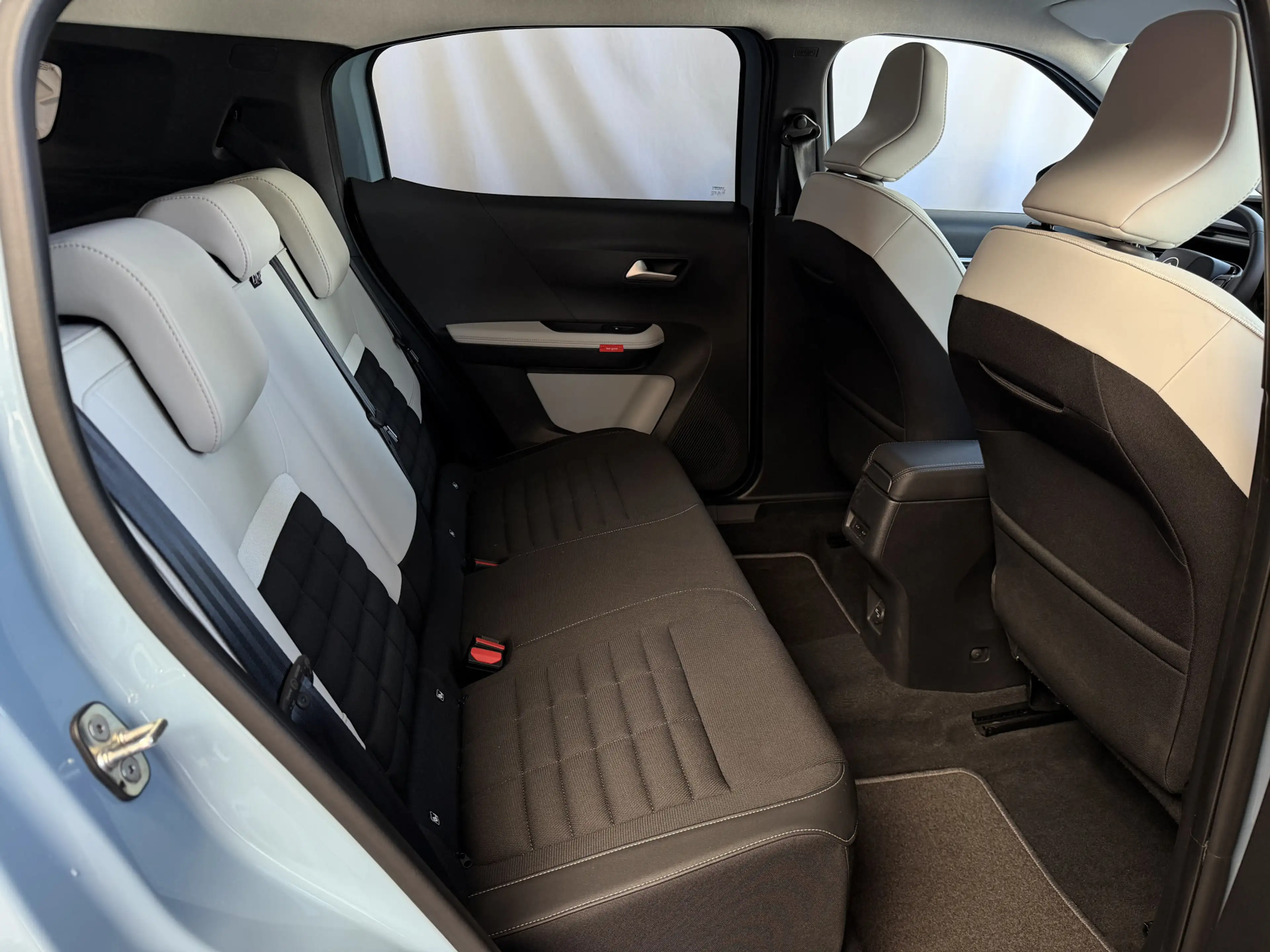 Citroen C3 Aircross Hybrid 145pk e-DCS6 MAX | NW MODEL 2026 | Navi | C — photo 43