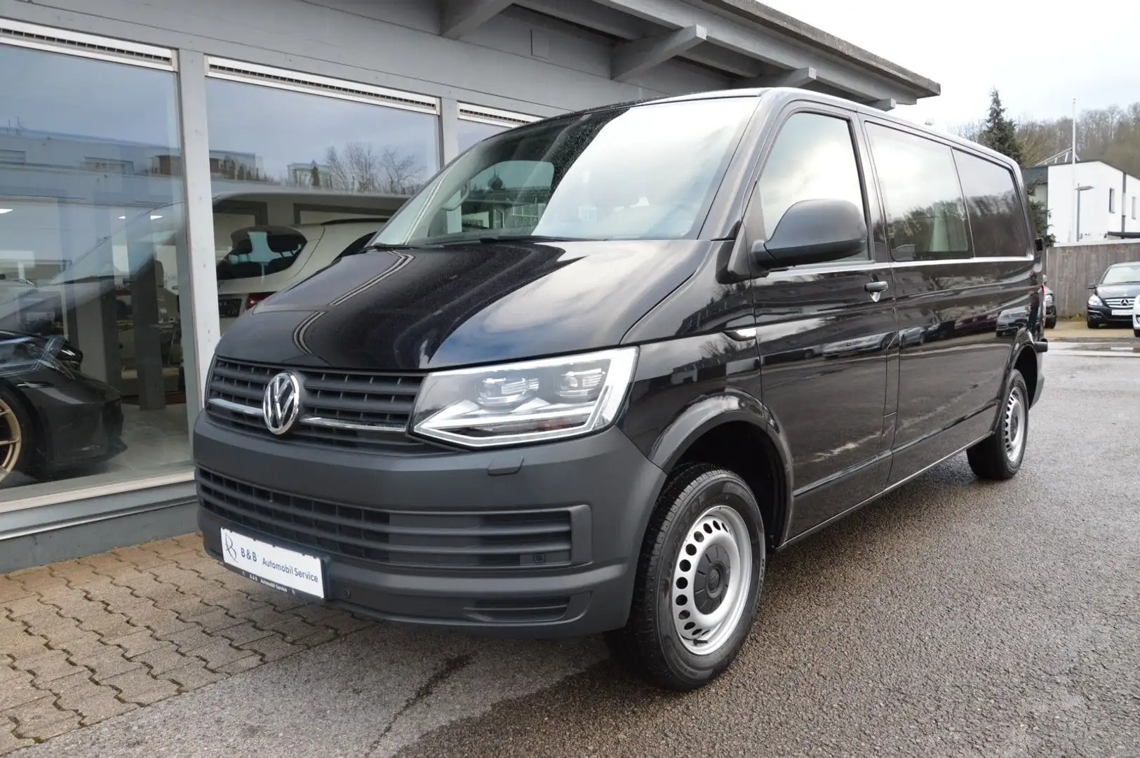 Volkswagen T6 Transporter Lang Plus Comfortline*6-Sitze*LED Schwarz - 1