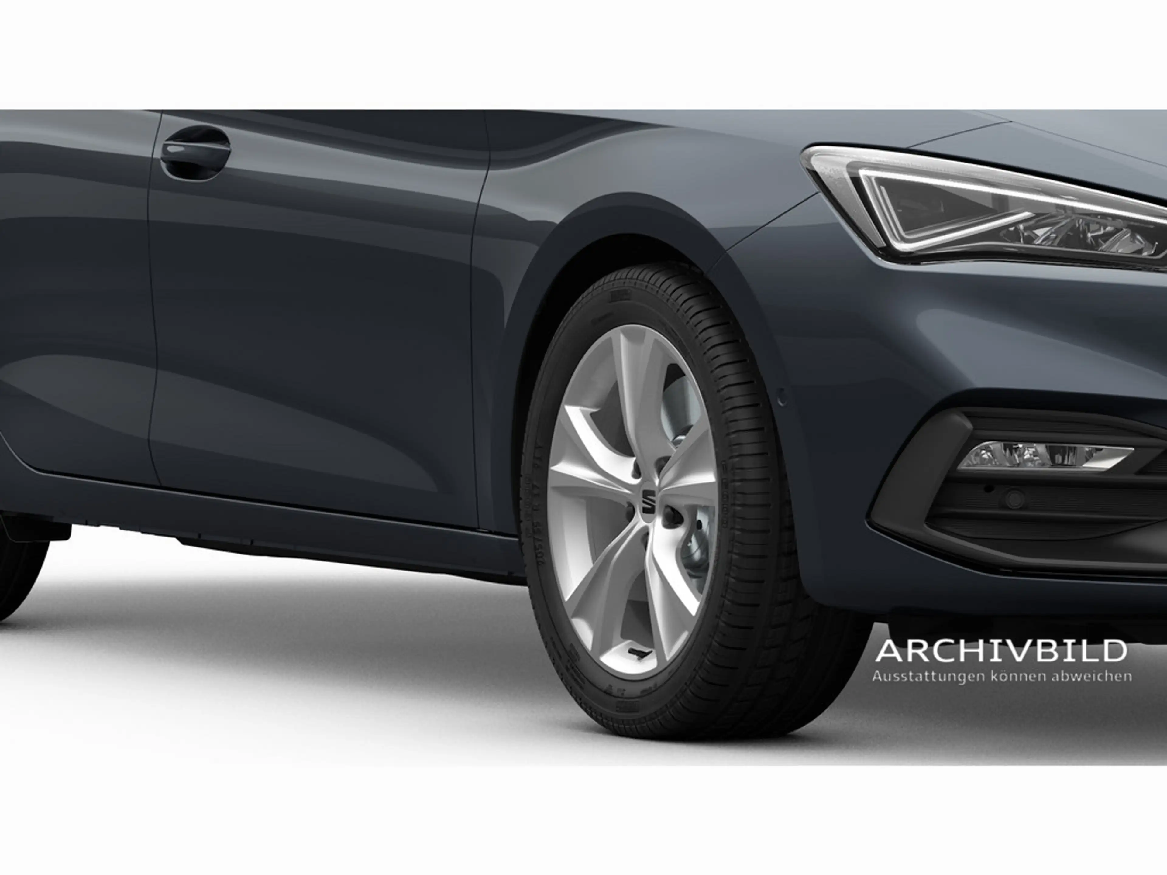 SEAT Leon FR MATRIX KAM KEYLESS ACC PDC NAVI SHZ — photo 5