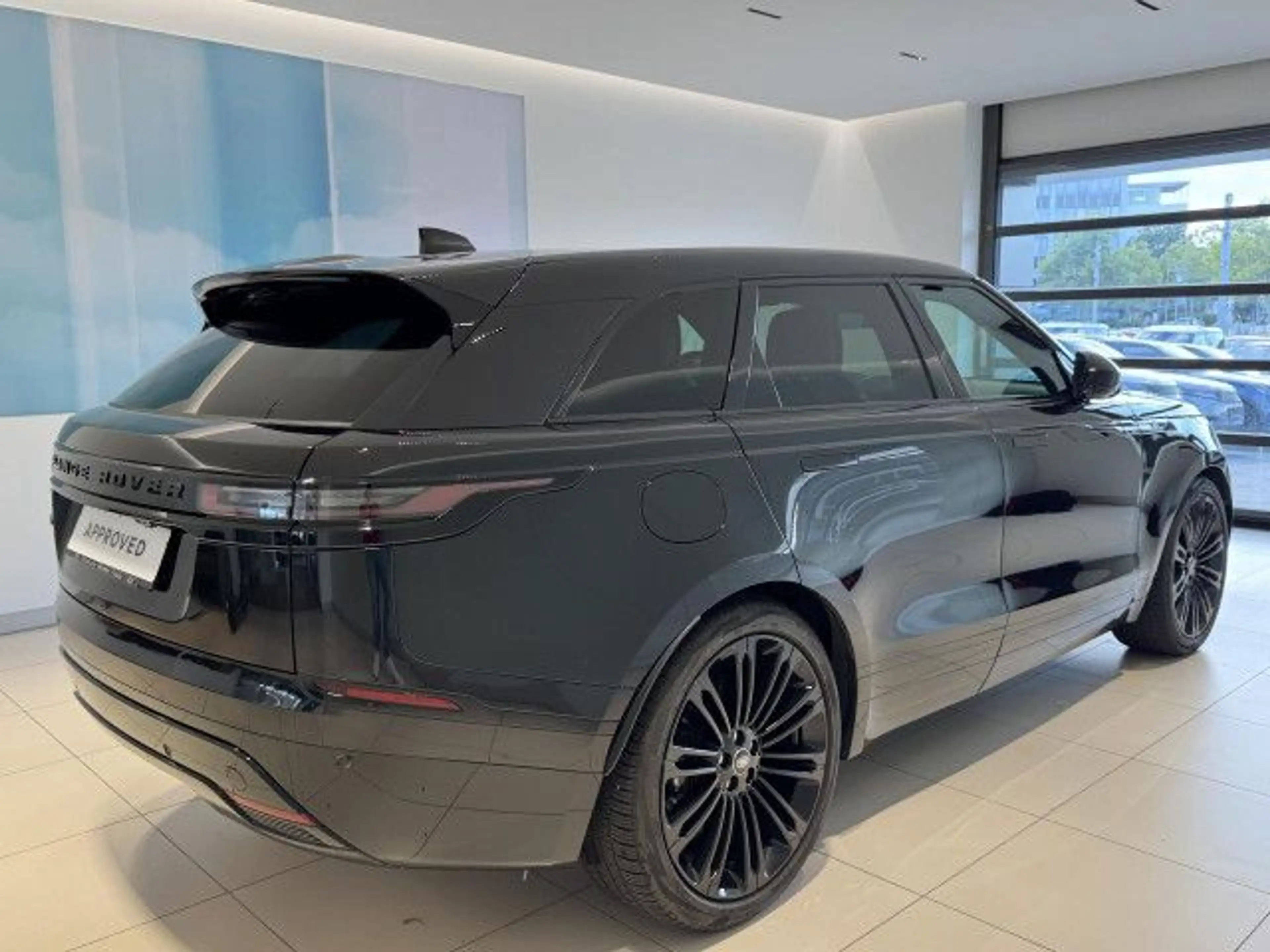 Land Rover Range Rover Velar P400 Dyn HSE Black Pack 22" Navi — photo 3