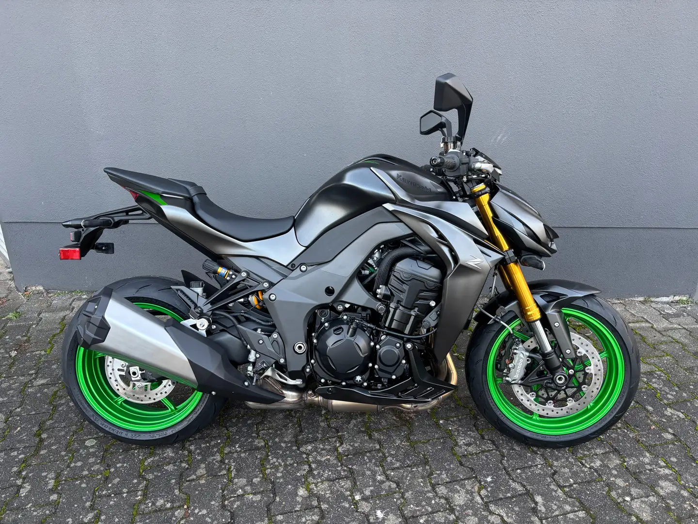 Kawasaki Z 1100 SE Negro - 1