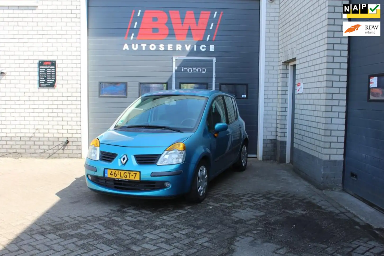 Renault Modus 1.6-16V Dynamique Comfort Blauw - 1