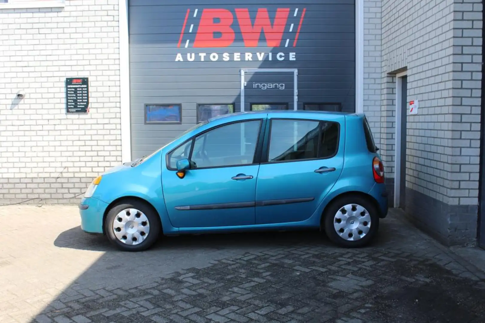 Renault Modus 1.6-16V Dynamique Comfort Blauw - 2