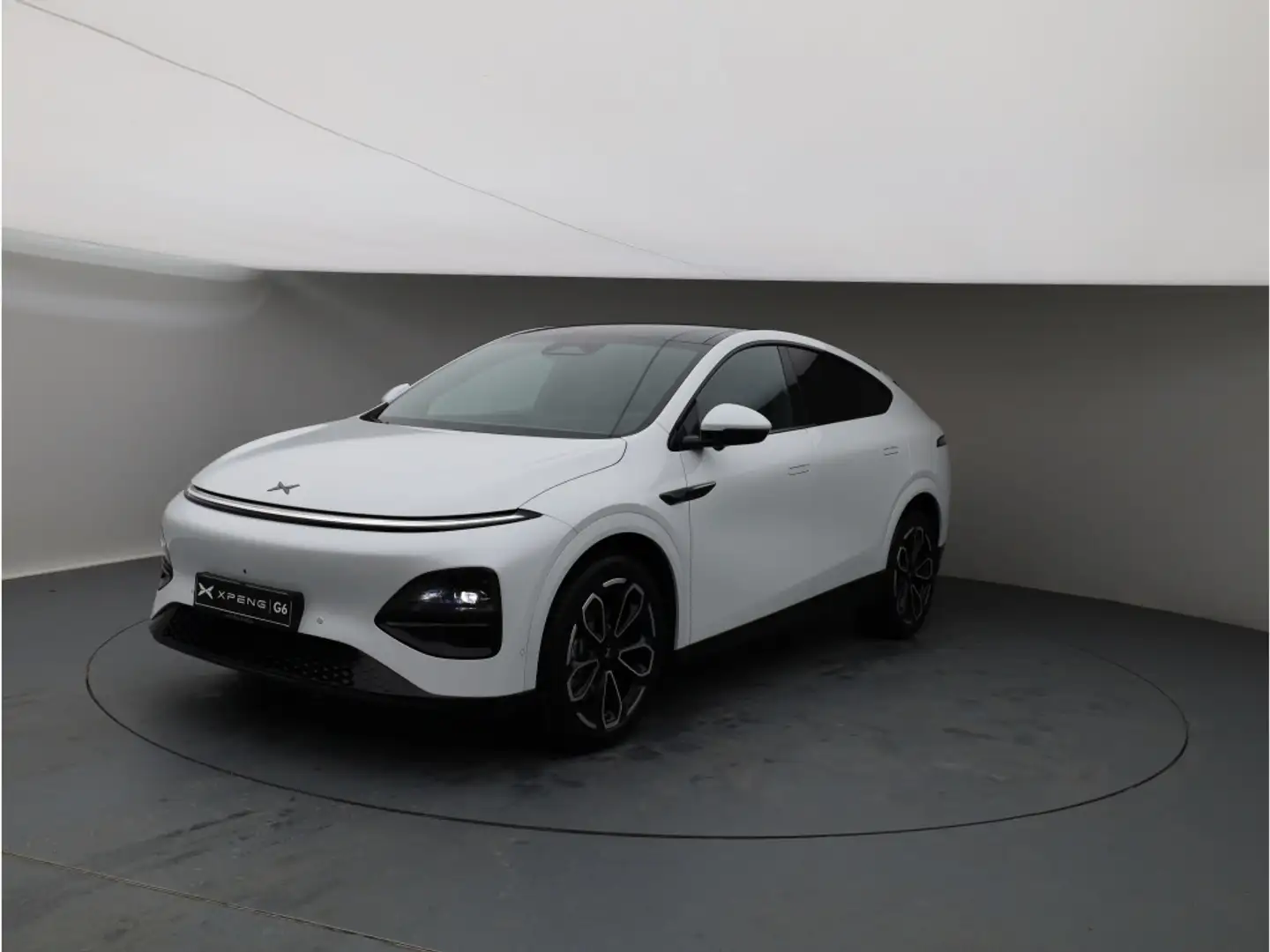 Xpeng G6 2025 AWD Performance CarPlay 360Kam ACC Pano Blanco - 2