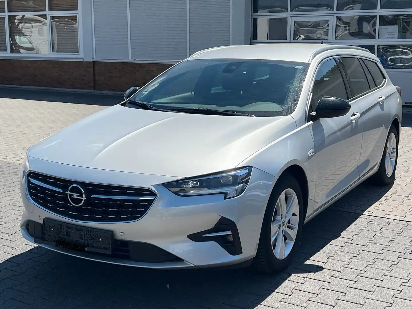 Opel Insignia B Sports Tourer 1,5 CDTi Business LED* Ezüst - 2
