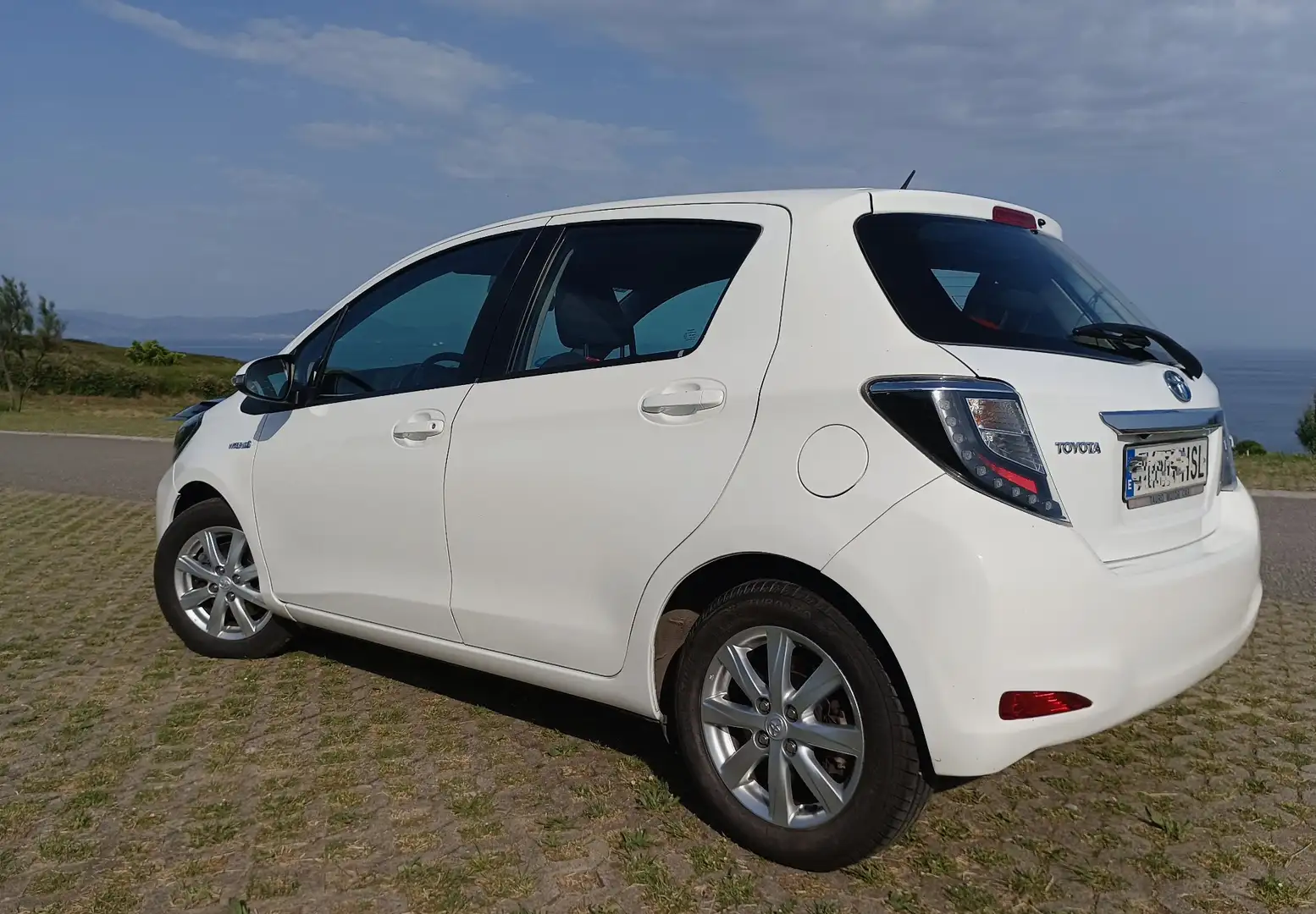 Toyota Yaris Hybrid 1.5 Active - 2