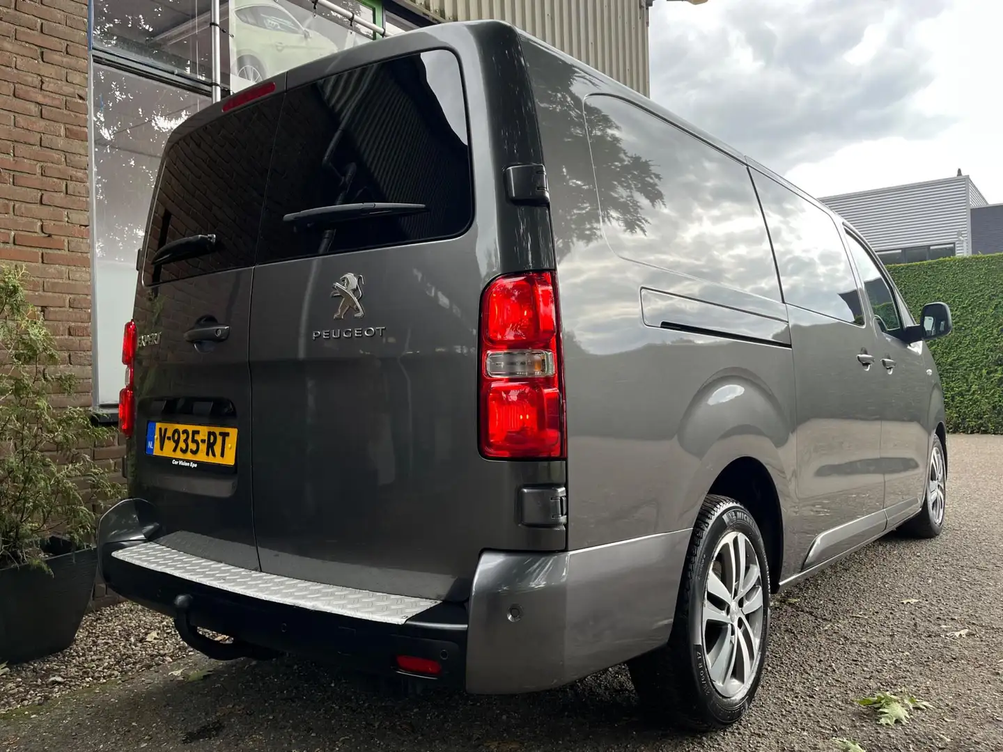 Peugeot Expert 231L 2.0 BlueHDI 150 DC Premium|Led|Cruise|Pdc|Nav Grau - 2