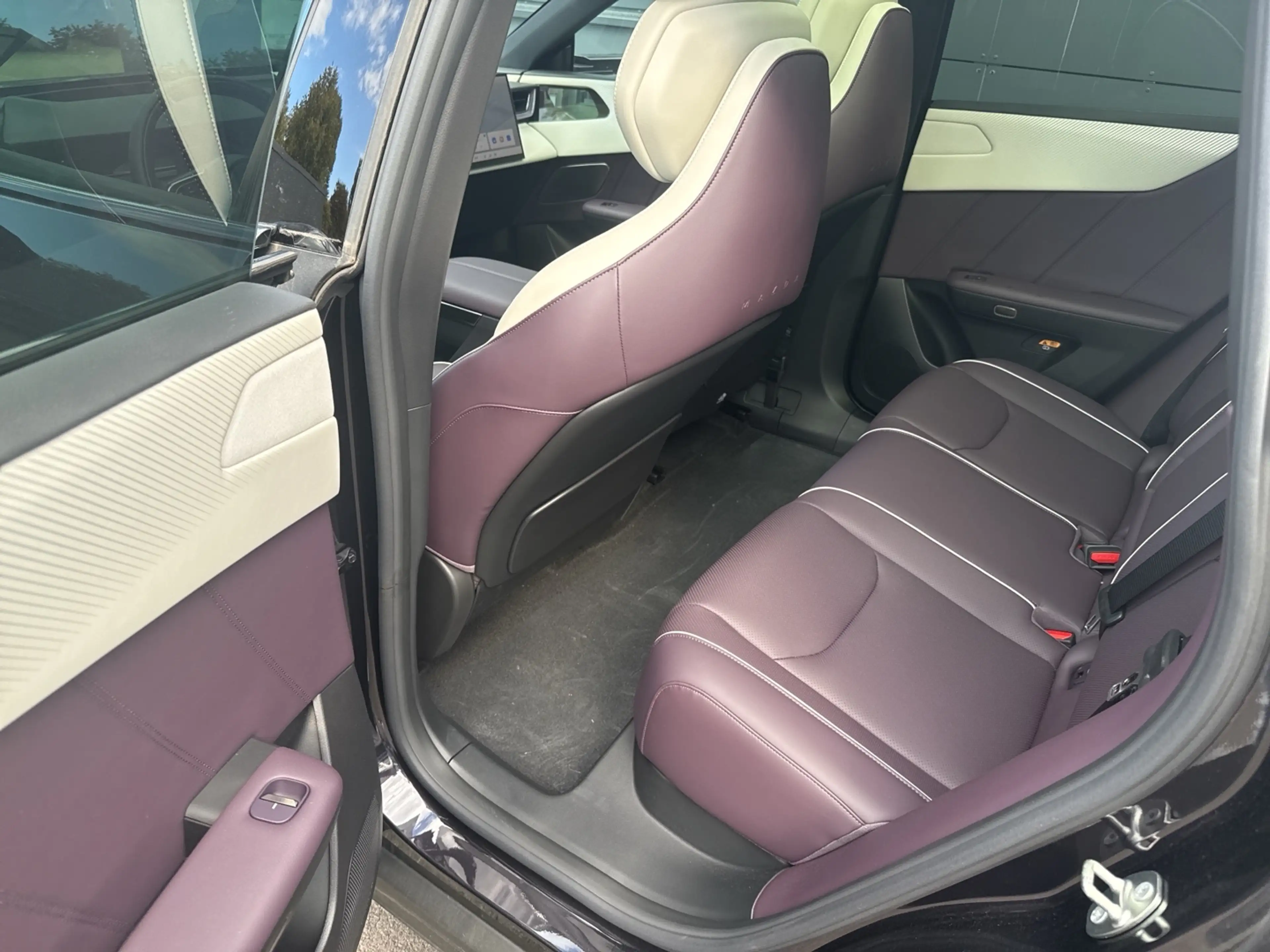 Mazda CX-6e Takumi Plus 258 Metallic — photo 9