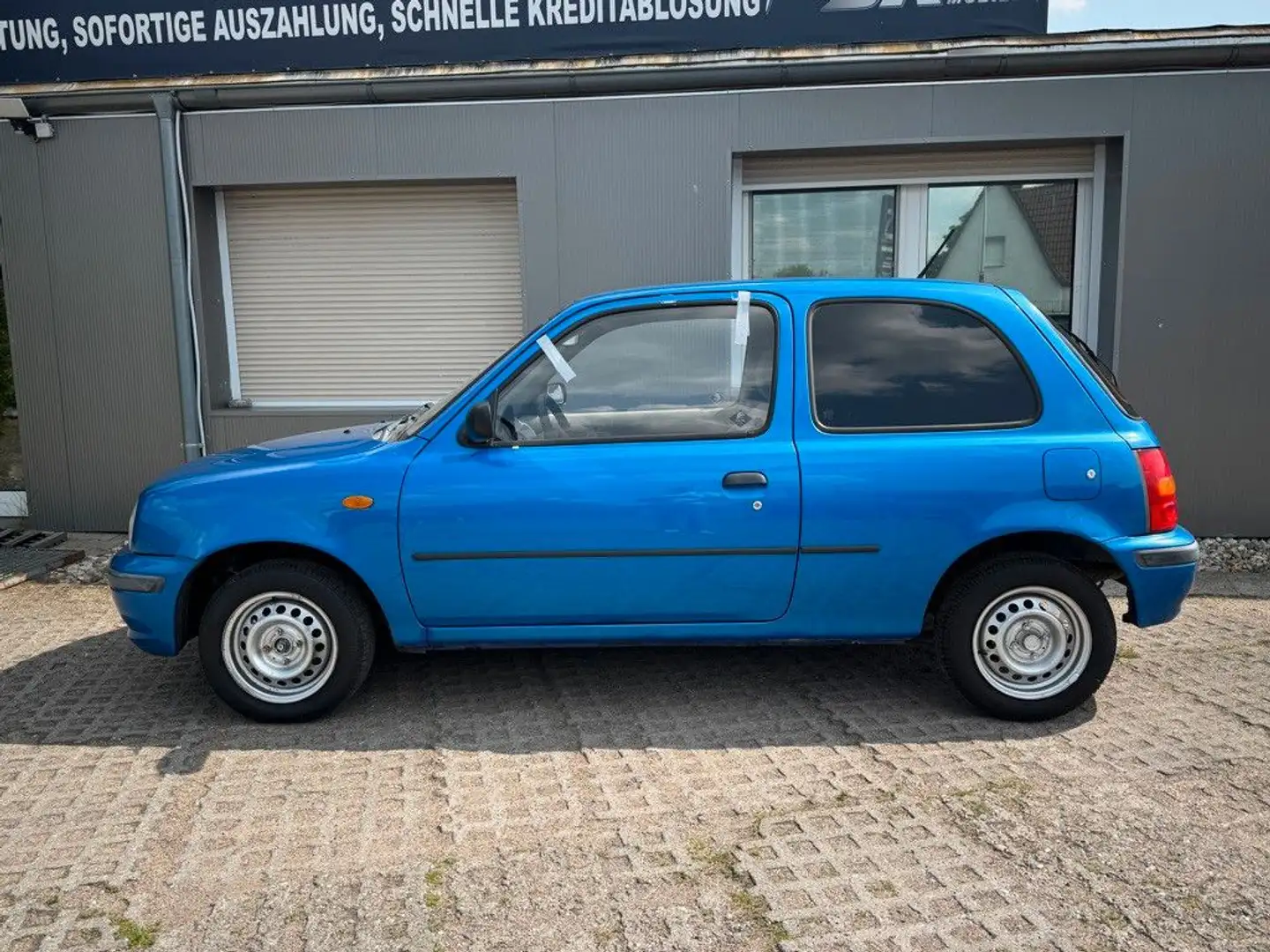 Nissan Micra 1.0 Comfort Bleu - 2