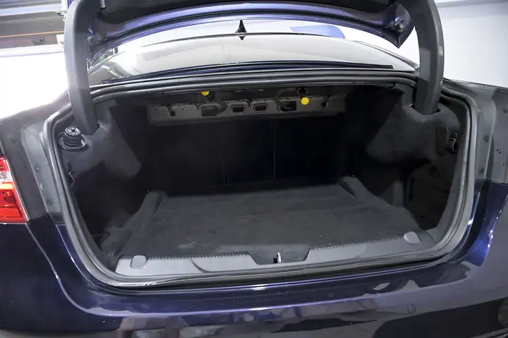 Jaguar XE 2.0 Diesel Prestige 2018, foto 12