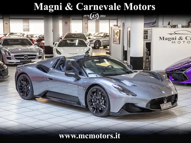 Maserati MC20