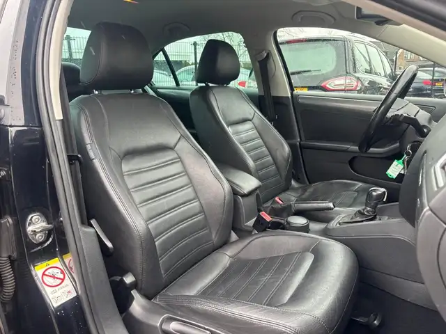 Volkswagen Jetta view 13