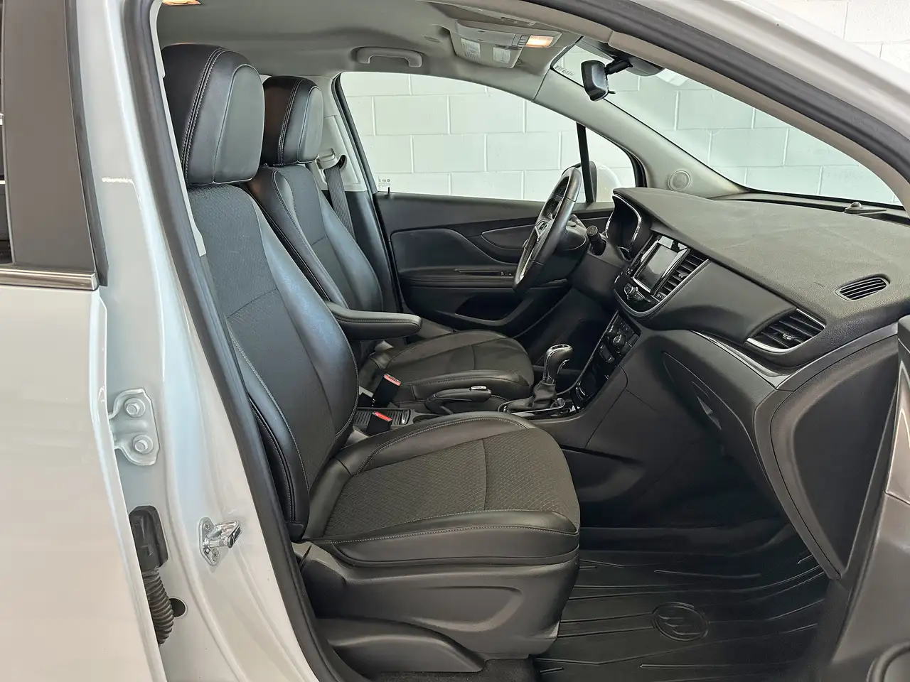 Buick Encore снимка Buick Encore