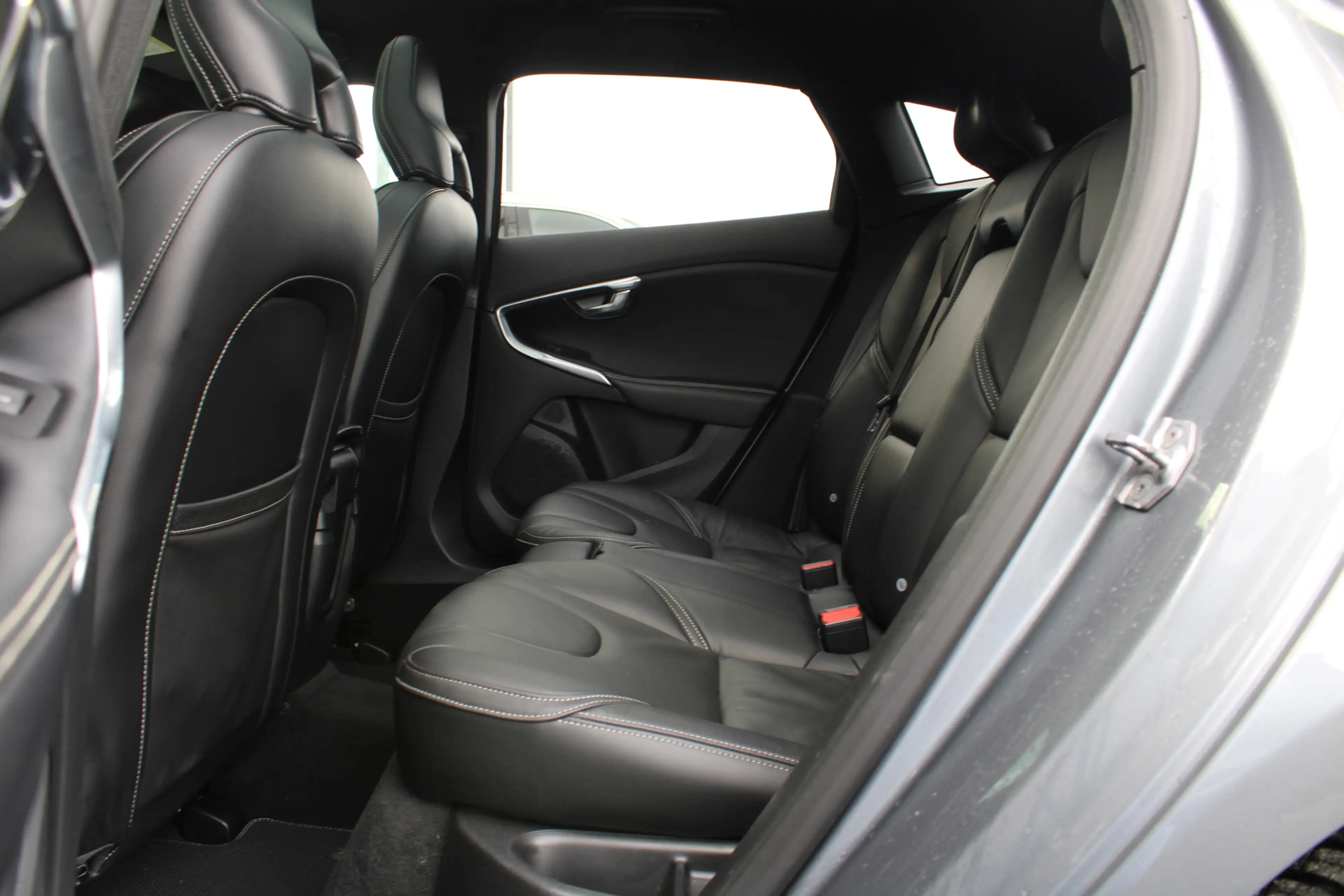 Volvo V40 T4 191PK Business Sport | Panoramadak | Standkache — photo 14