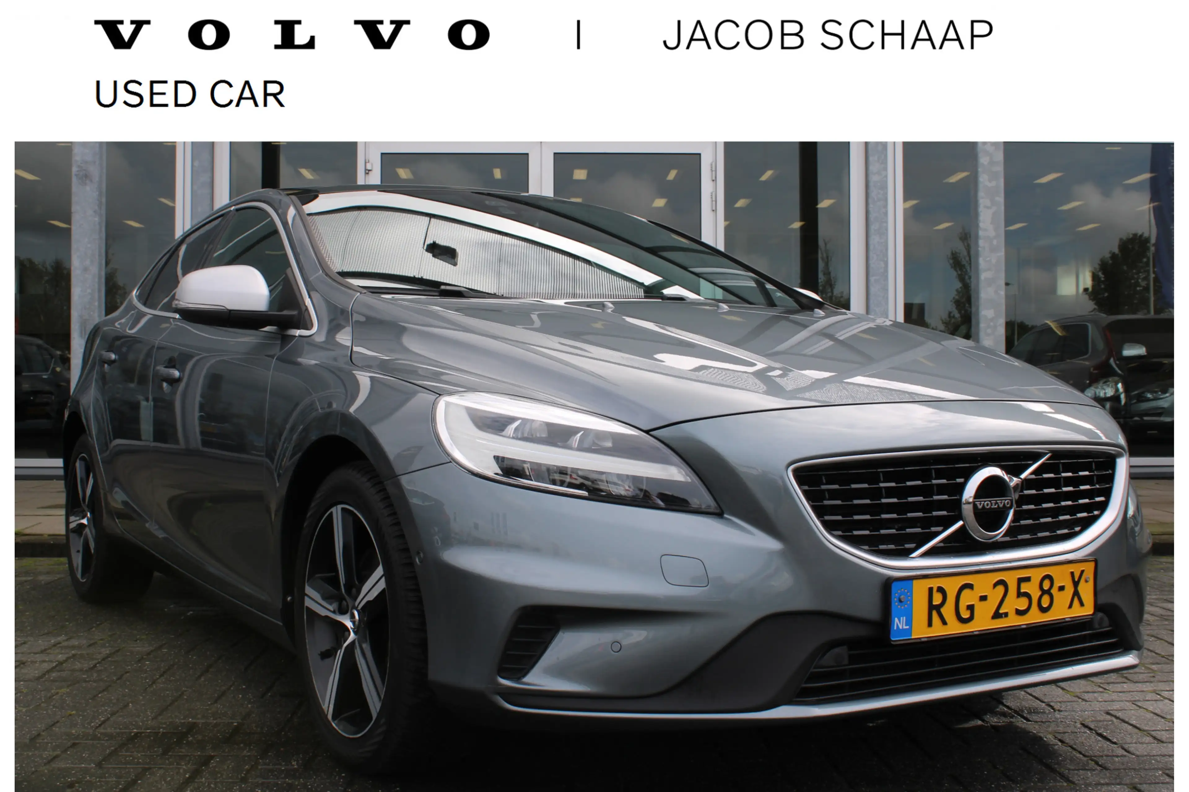 Volvo V40 T4 191PK Business Sport | Panoramadak | Standkache