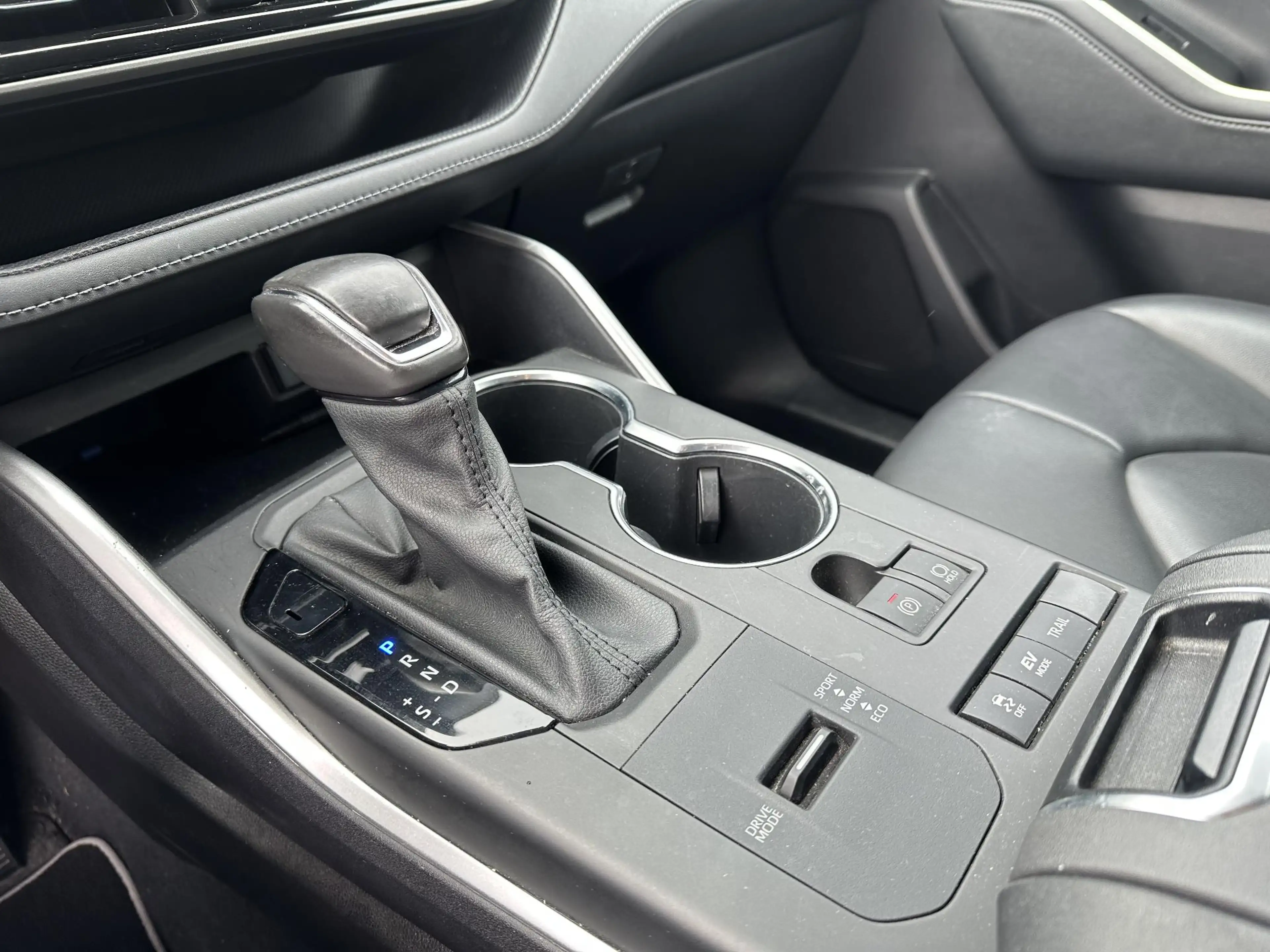 Toyota Highlander 2.5 AWD Hybrid Style NL Auto, 1e eigenaar, Trekhaa — photo 14