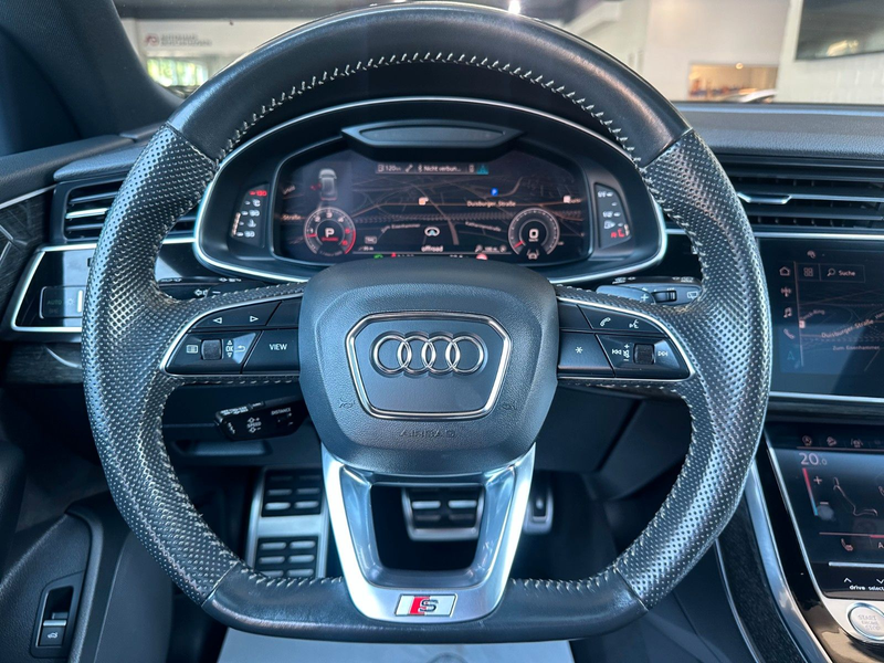 Audi Q8 50TDI Quattro S-Line*Pano*Matrix*360°*Standhz — photo 11